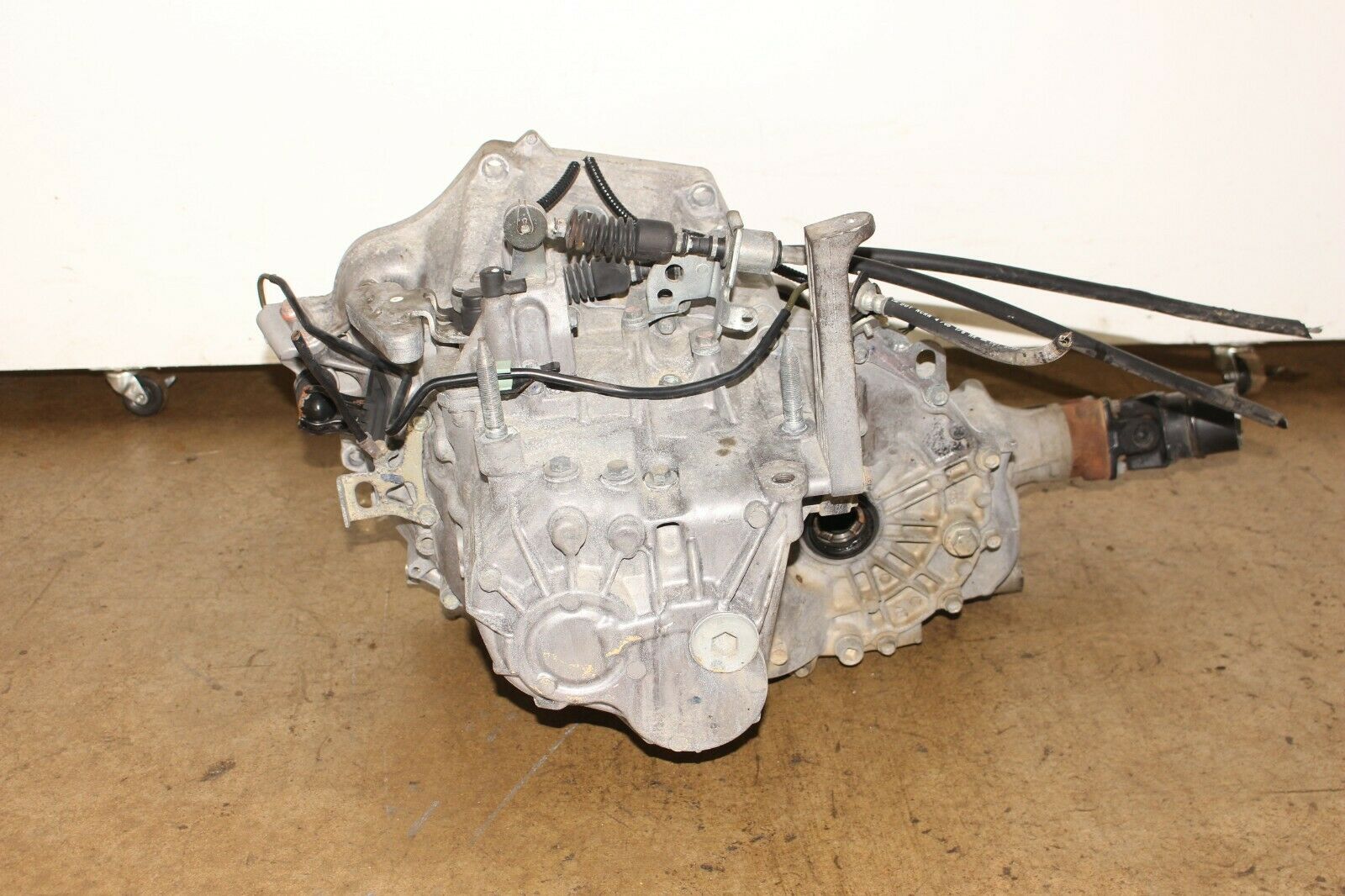 02 03 04 05 06 HONDA CR-V 5 SPEED AWD MANUAL TRANSMISSION JDM K24A K24A2 - Fresh Stock Dated December 2025