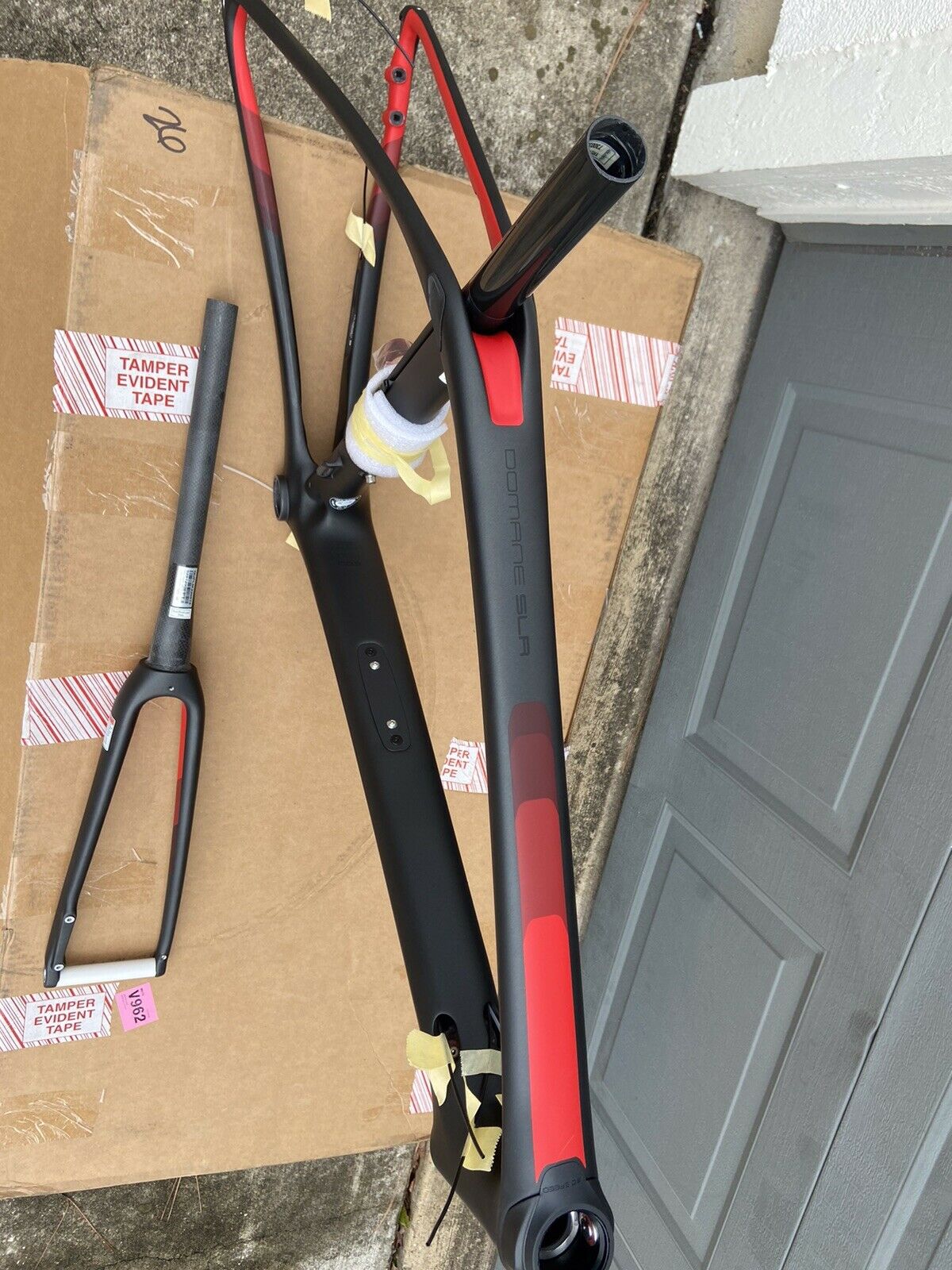 Trek Domane SLR Road Bike Frameset 56cm Carbon Black Disc Brake - Fresh Stock Dated December 2025