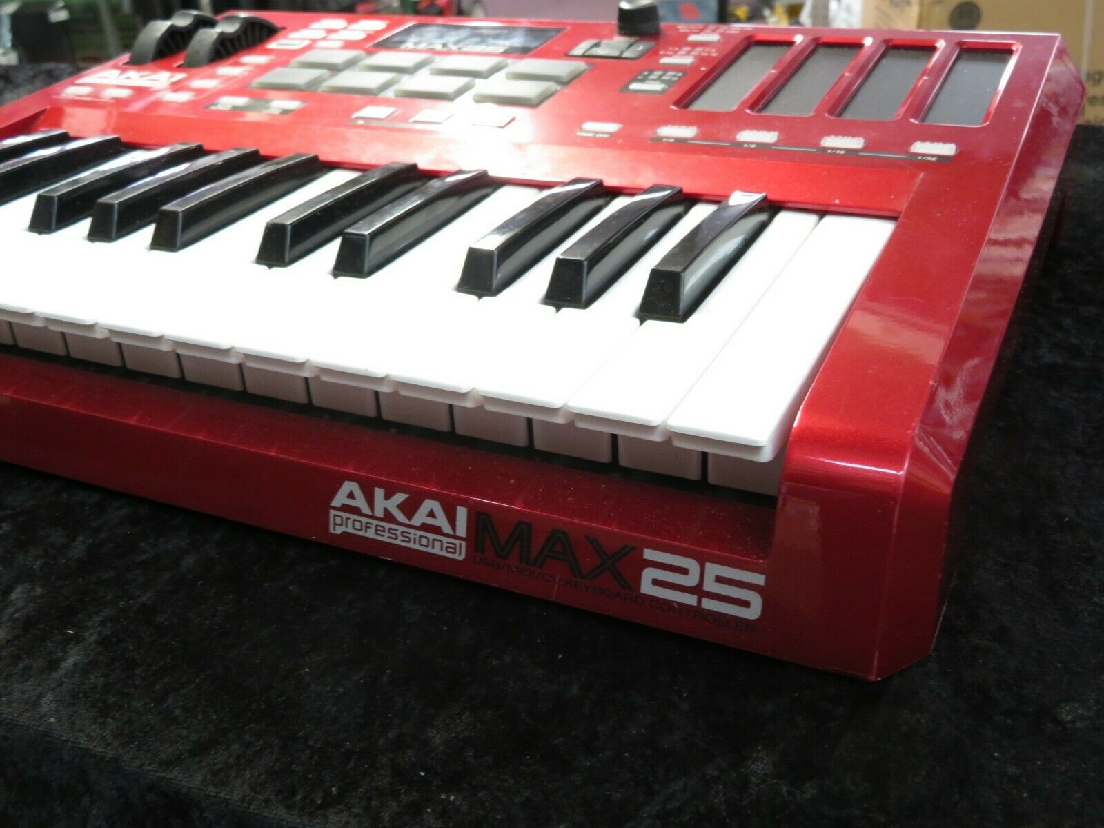 Akai Pro MAX25 USB MIDI CV Eurorack DAW Keyboard Drum Pad Controller - Fresh Stock Dated December 2025