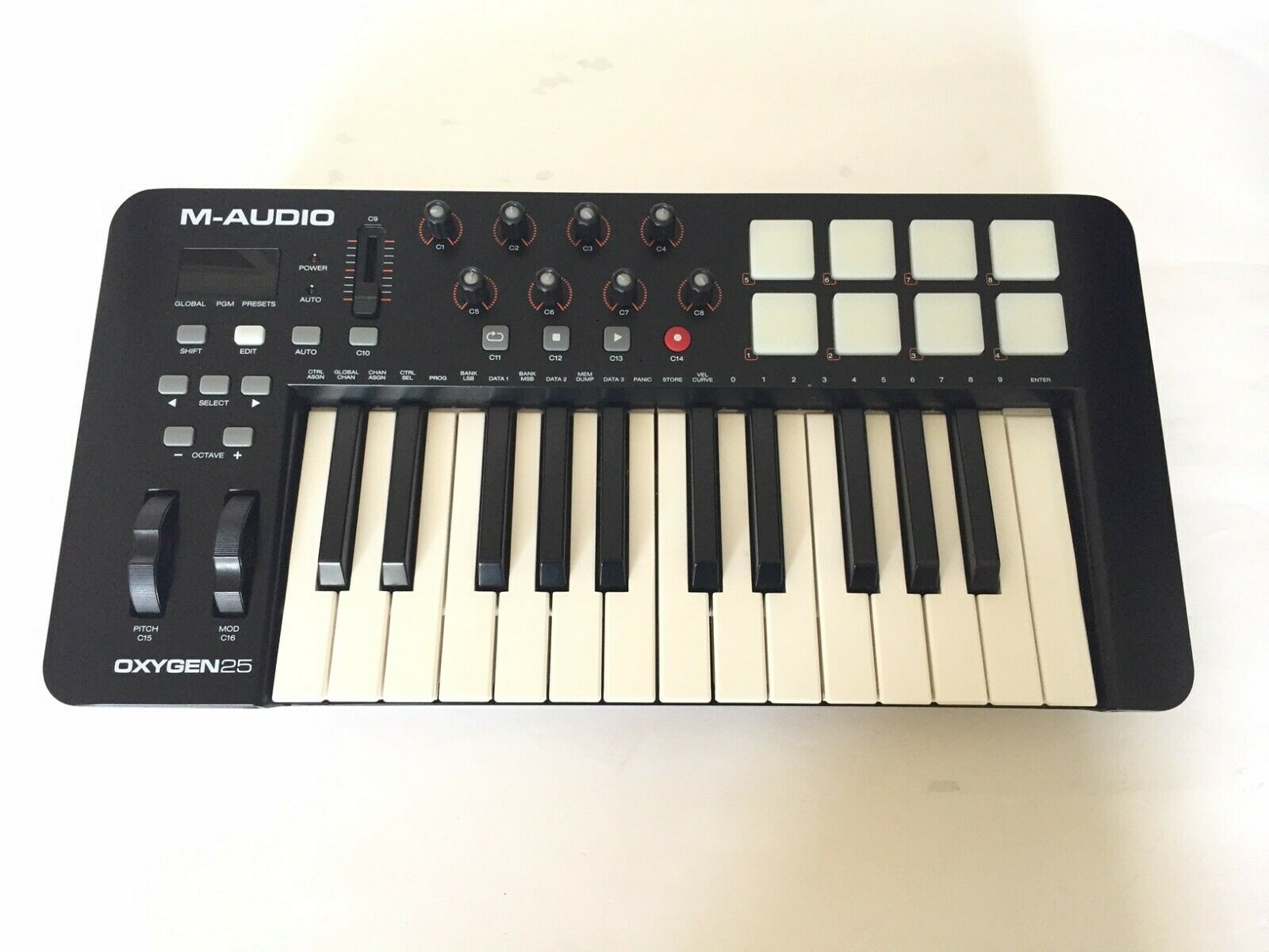 M-Audio Oxygen 25 - USB MIDI Keyboard Controller Excellent! - Fresh Stock Dated December 2025
