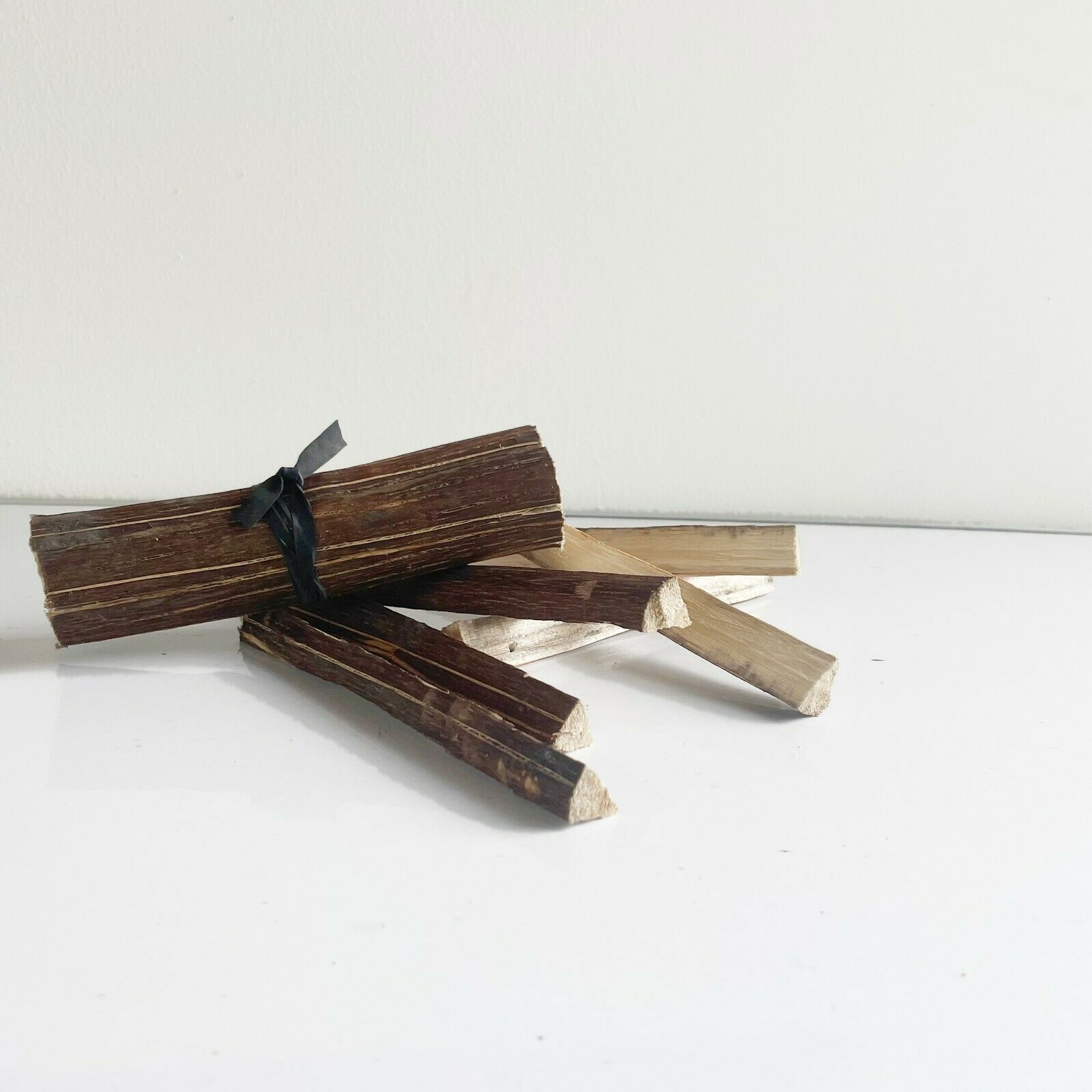 Ceylon Cinnamon  Firewood High Quality Pure Natural NEW - Fresh Stock Dated December 2025