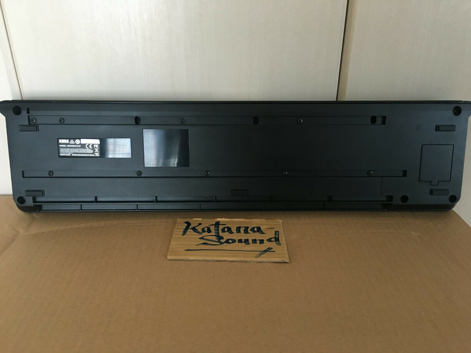 Korg MICROKEY2-37 MIDI USB Keyboard Piano Controller TESTED WORK free shipping - Fresh Stock Dated December 2025