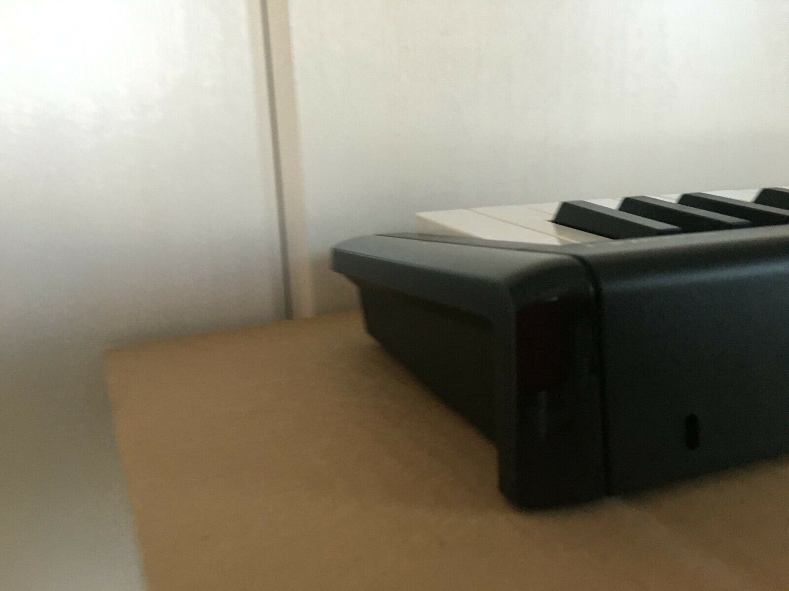 Korg MICROKEY2-37 MIDI USB Keyboard Piano Controller TESTED WORK free shipping - Fresh Stock Dated December 2025