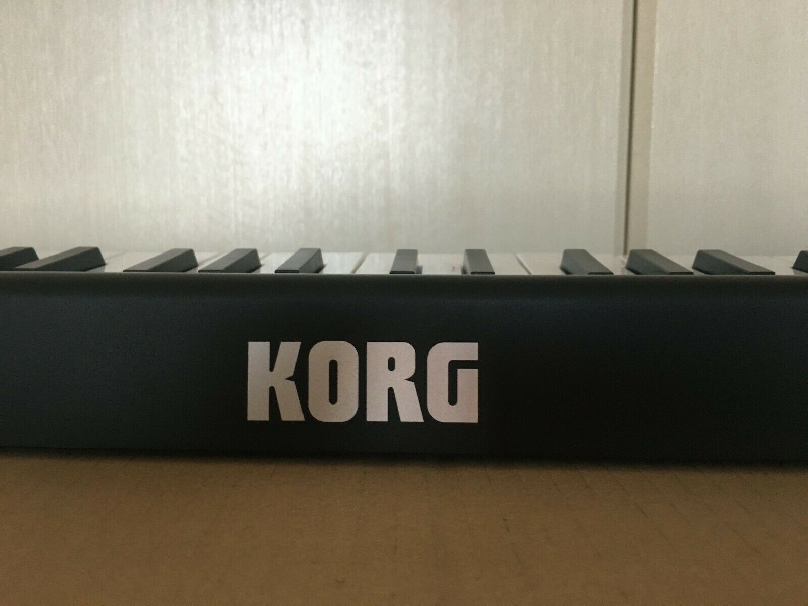 Korg MICROKEY2-37 MIDI USB Keyboard Piano Controller TESTED WORK free shipping - Fresh Stock Dated December 2025