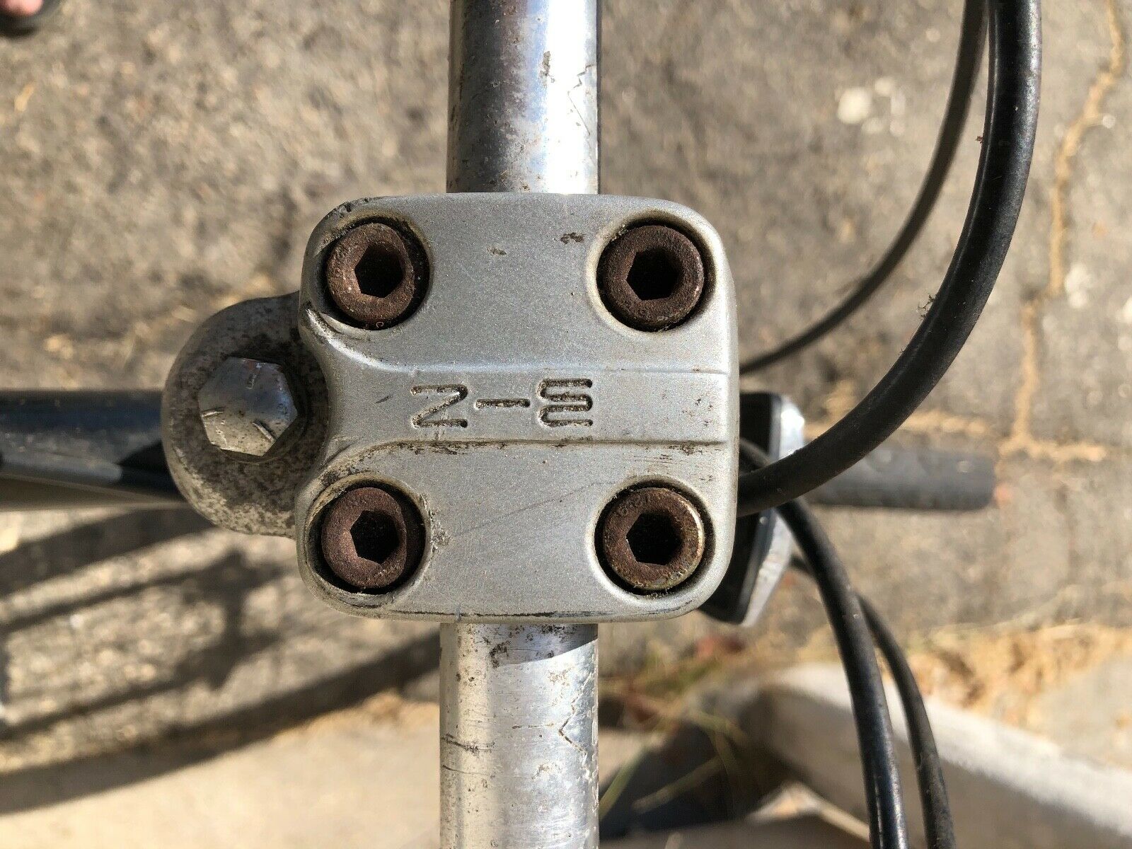 KUWAHARA 4130 ROAD BIKE- RARE VINTAGE - Fresh Stock Dated December 2025