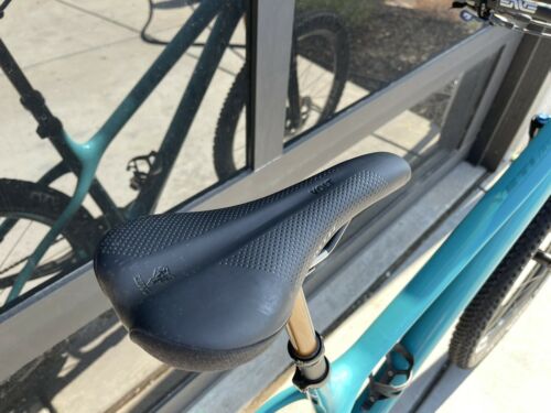 Yeti Arc, Enve M525 - Fresh Stock Dated December 2025