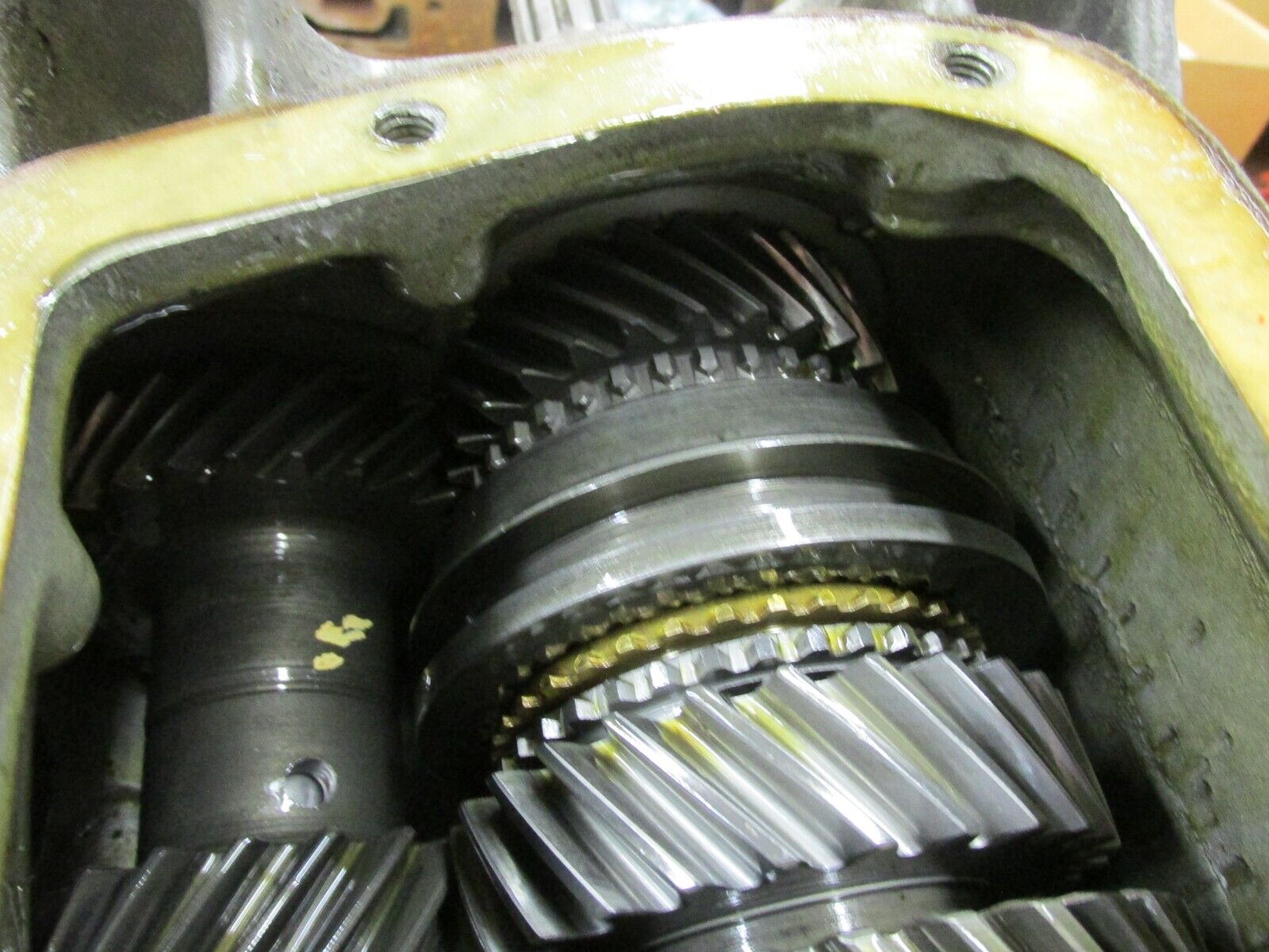 1969 Corvette Muncie M21 Close Ratio 4 Speed Transmission 3925660 660 P9B10B - Fresh Stock Dated December 2025