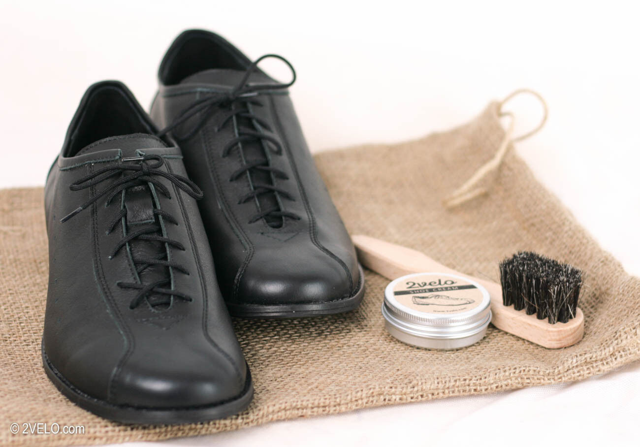 Classic Road Cycling Shoes, natural leather, handmade, vintage style, black - Fresh Stock Dated December 2025