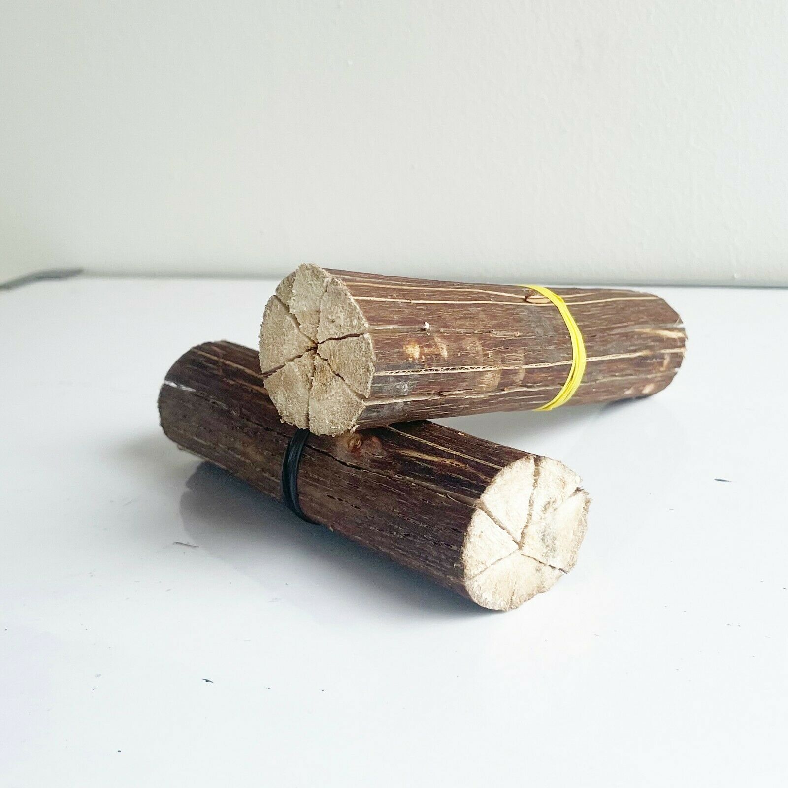 Ceylon Cinnamon  Firewood High Quality Pure Natural NEW - Fresh Stock Dated December 2025