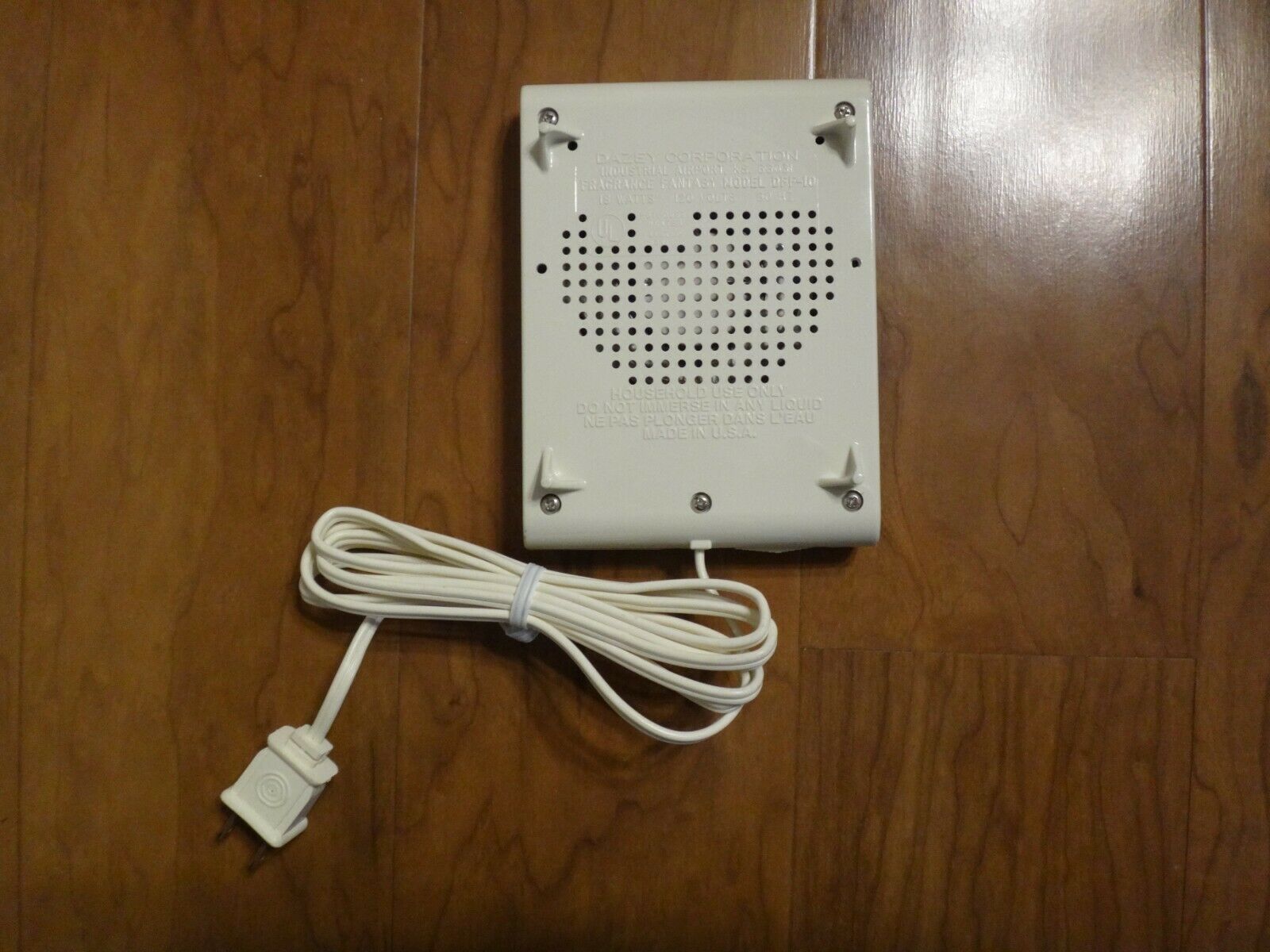 Vintage DAZEY Model DFF-10 Coffee Beverage Warmer 18 Watts - Fresh Stock Dated February 2026