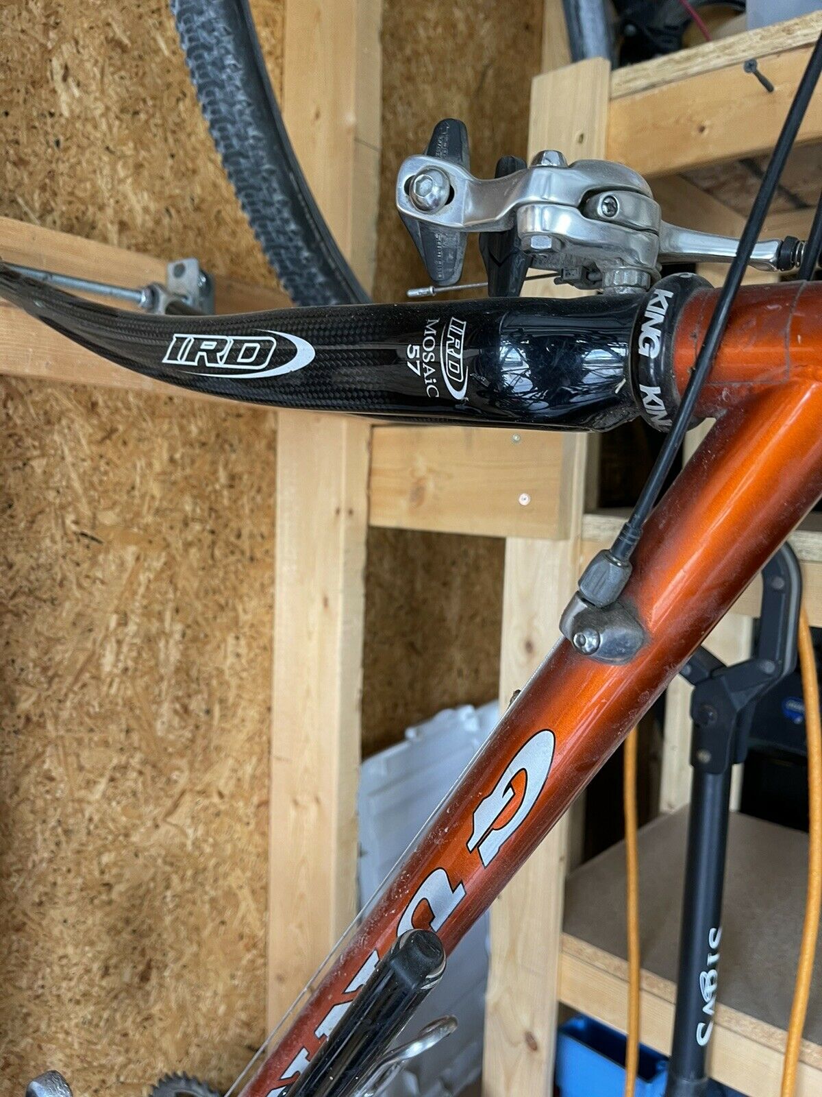 Gunnar Sport, 58cm, Shimano 105 drivetrain, HED Ardennes Wheels, under 500 miles - Fresh Stock Dated December 2025