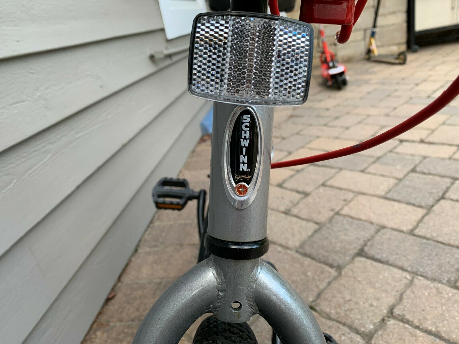 Local pick up Schwinn Signature Aerostar 2015 Kids Bike Metallic Red Silver - Fresh Stock Dated January 2026