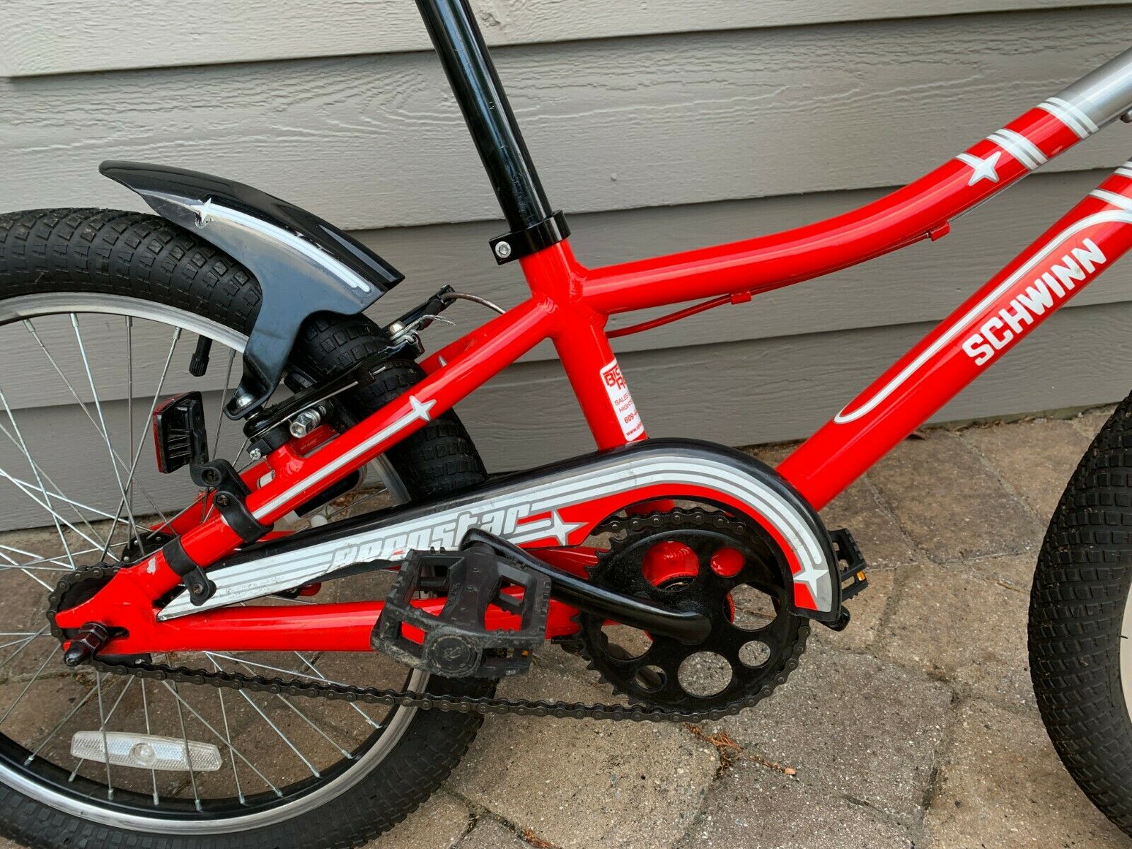 Local pick up Schwinn Signature Aerostar 2015 Kids Bike Metallic Red Silver - Fresh Stock Dated January 2026