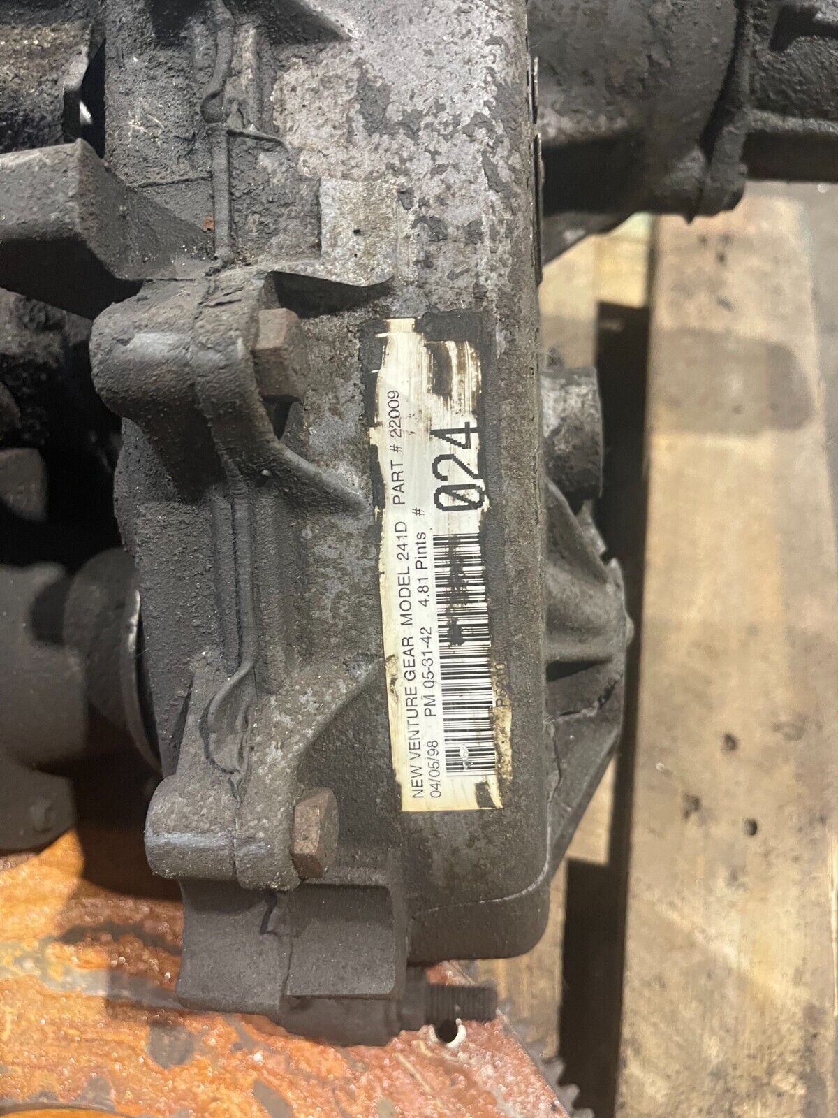 1998-2002 Dodge Ram 3500 5.9L Cummins 24 manual transmission conversion  av51820 - Fresh Stock Dated December 2025