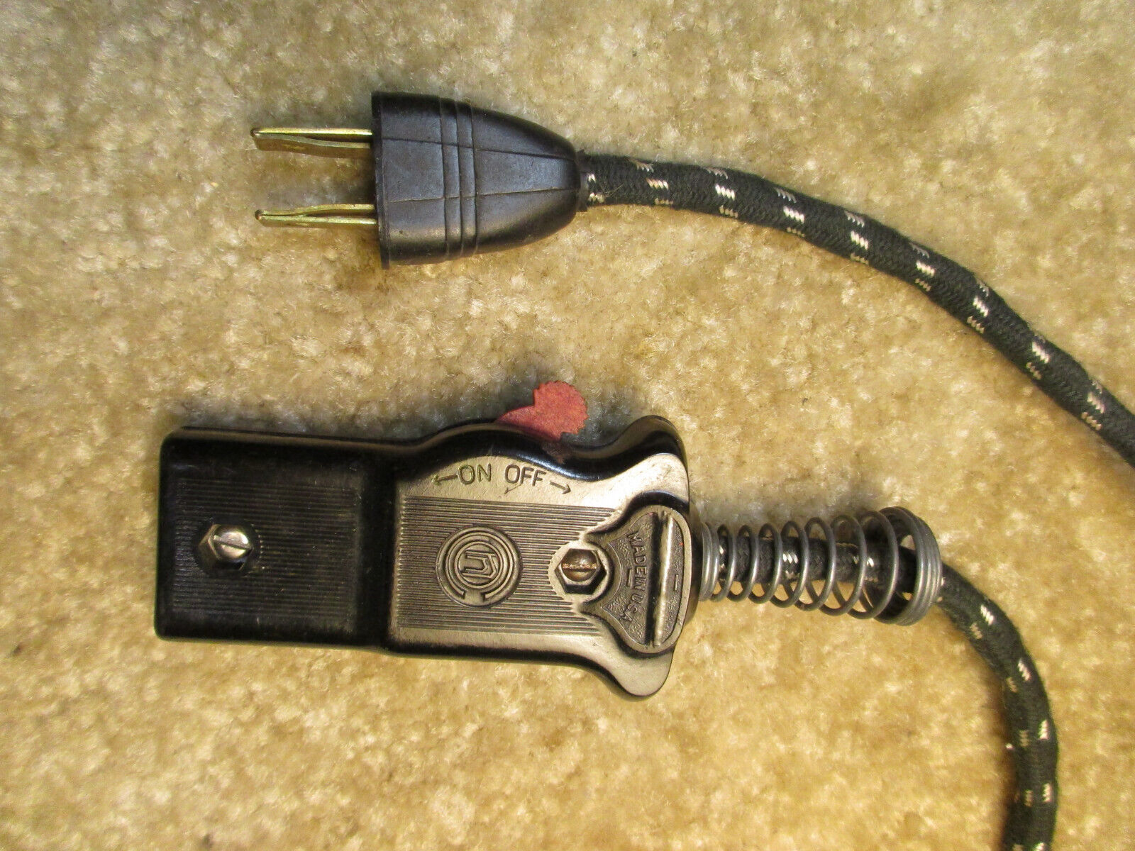 400W Vintage Working Electric  Hot Plate  400W + Switched Cord  Old School Retro - Fresh Stock Dated February 2026