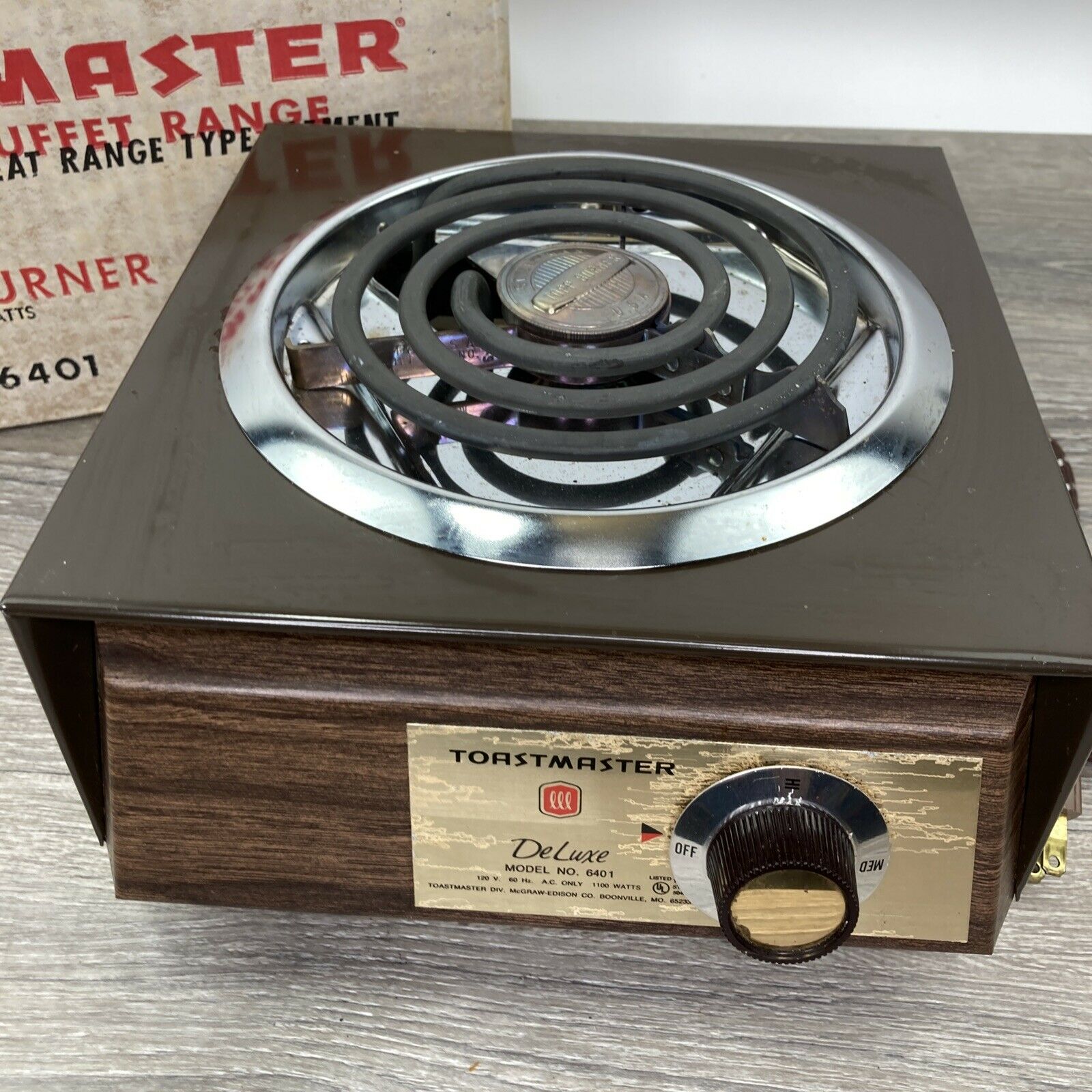 Vintage Toastmaster Deluxe Buffet Range Model 6401 Excellent Shape MCM Retro - Fresh Stock Dated February 2026