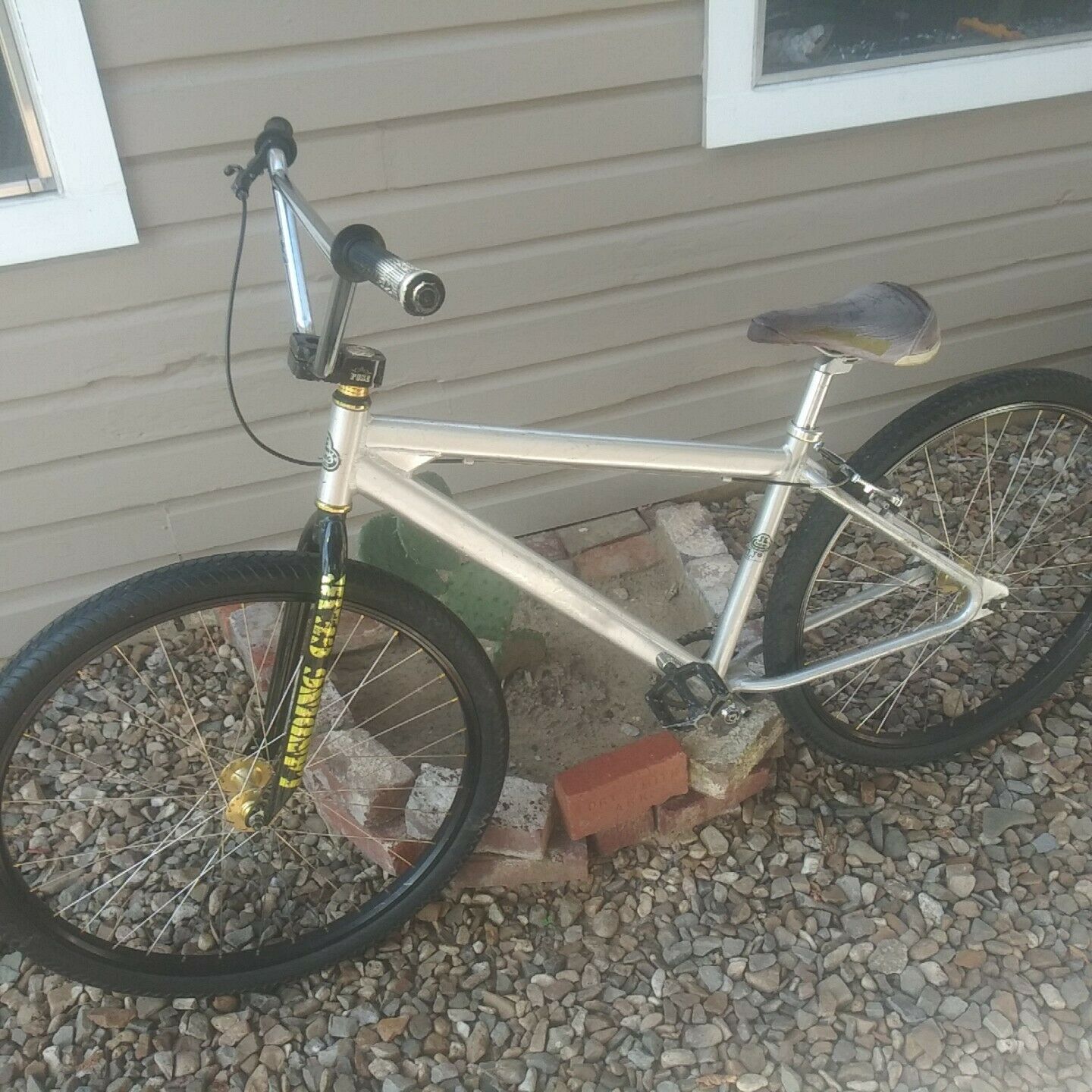 Rare Old School BMX Survivor SE bikes Big Ripper from 2011 - Fresh Stock Dated December 2025