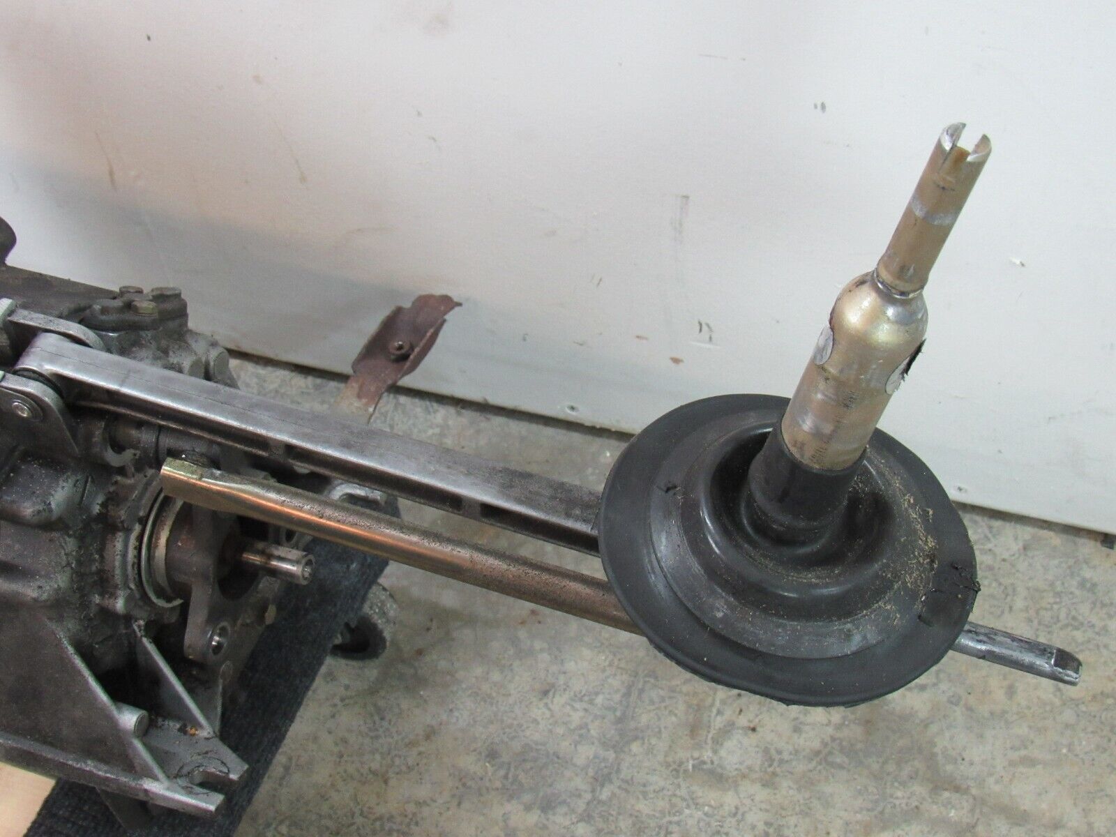 BMW MANUAL TRANSMISSION GETRAG M54 E46 1999-2006 OEM - Fresh Stock Dated January 2026