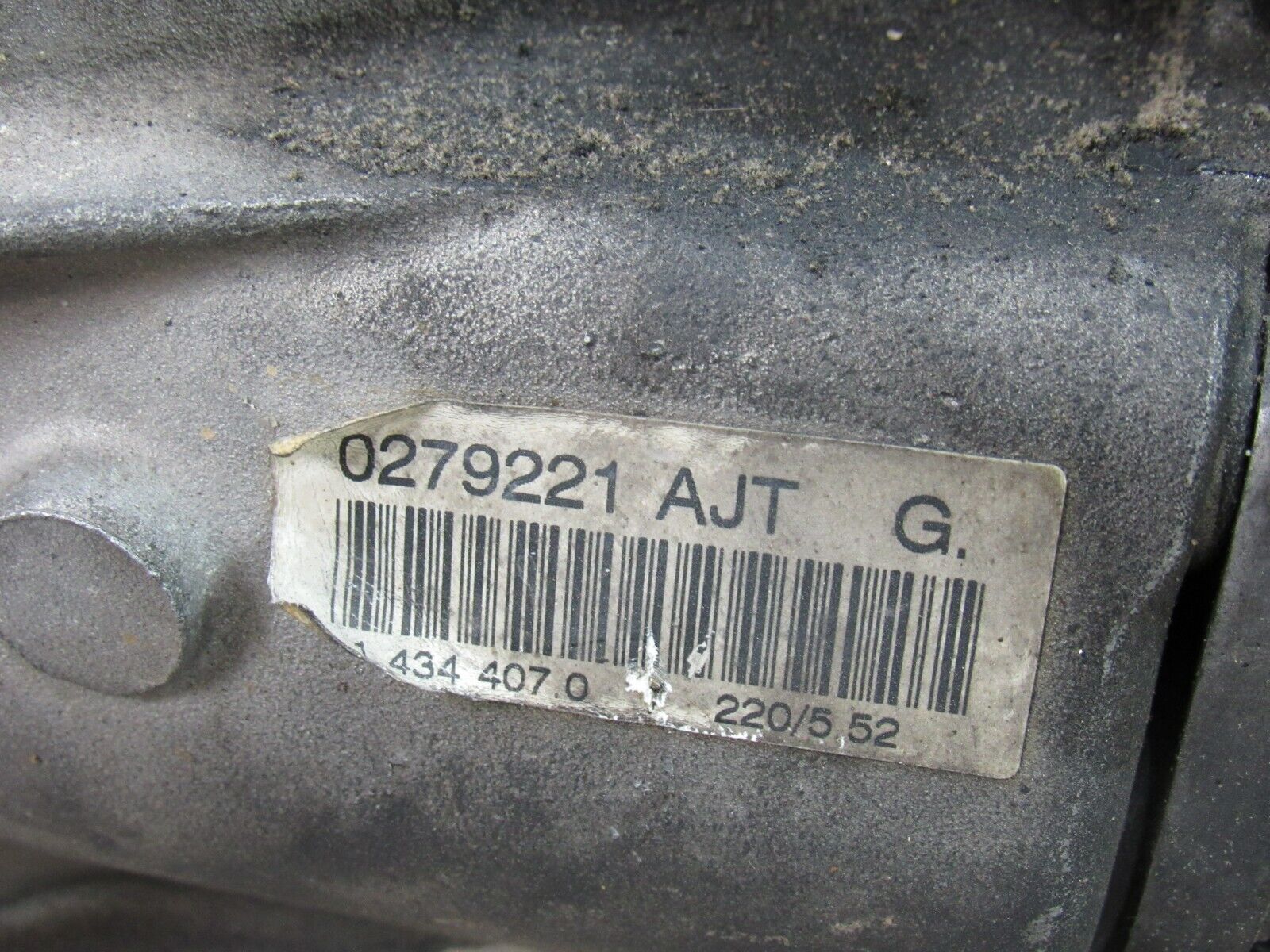 BMW MANUAL TRANSMISSION GETRAG M54 E46 1999-2006 OEM - Fresh Stock Dated January 2026