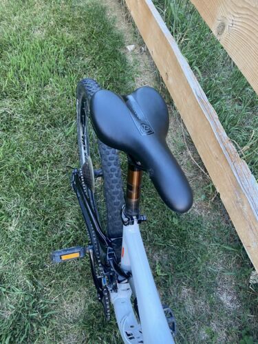 Specialized Rumor 29er (medium frame) MTB Full Suspension, Hydraulic Disc Brakes - Fresh Stock Dated December 2025