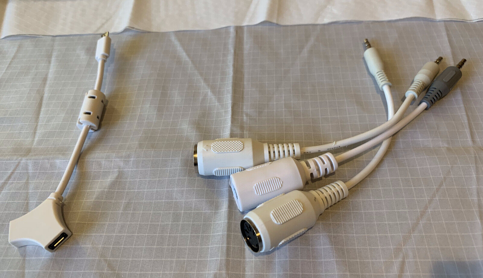 Arturia Beatstep Pro MIDI Controller & Drum Sequencer - Black Edition - Fresh Stock Dated December 2025