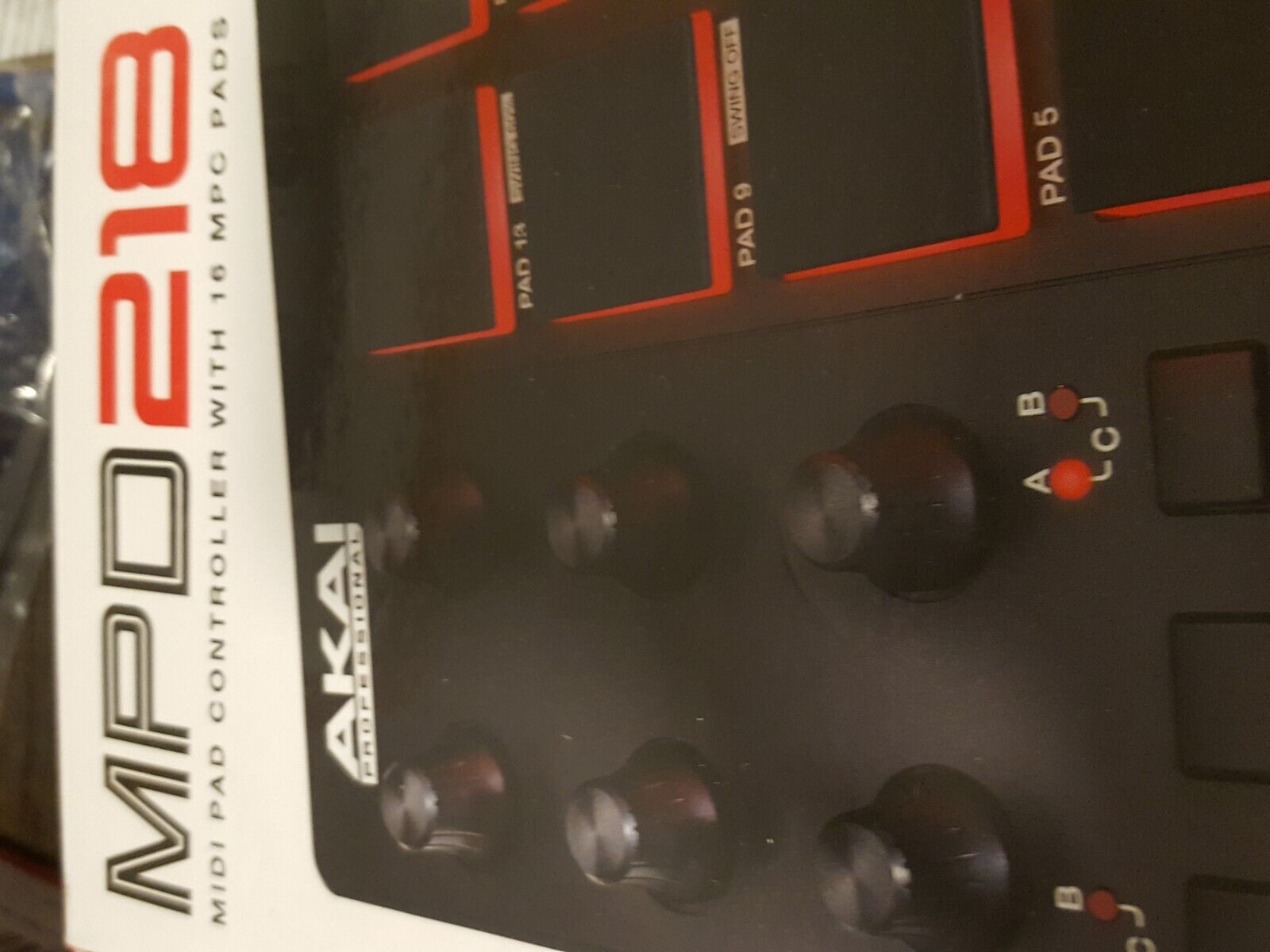 AKAI Professional Midi Pad Controller With 16 MPC Pads - MPD218 - Fresh Stock Dated December 2025