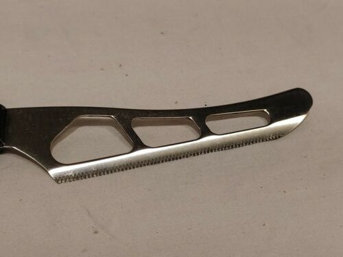 CUTCO Cheese Knife 1764 KL Classic Brown Handle Olean, NY Made In USA Sharp - Fresh Stock Dated January 2026