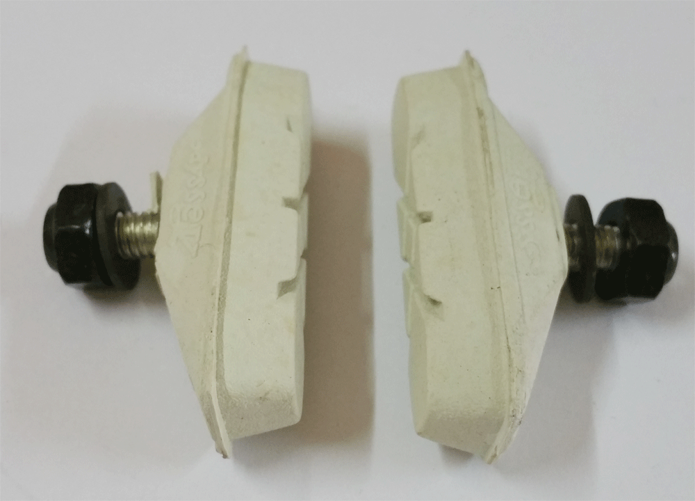 ODYSSEY Pitbull-Triax Vintage Retro Brake Shoes Old School NOS Freestyle WHITE - Fresh Stock Dated December 2025