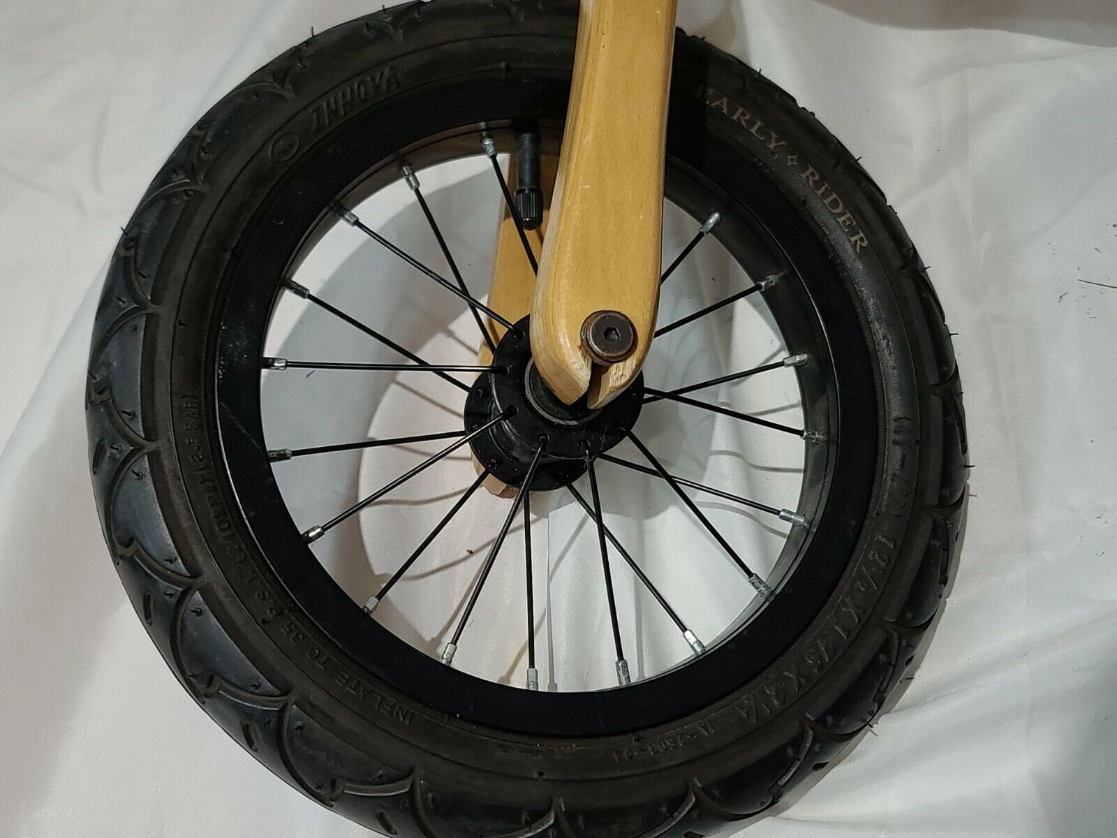 Balance Bike Early Rider Classic Wooden Bicycle /no pedals THE ORIGINAL - Fresh Stock Dated January 2026