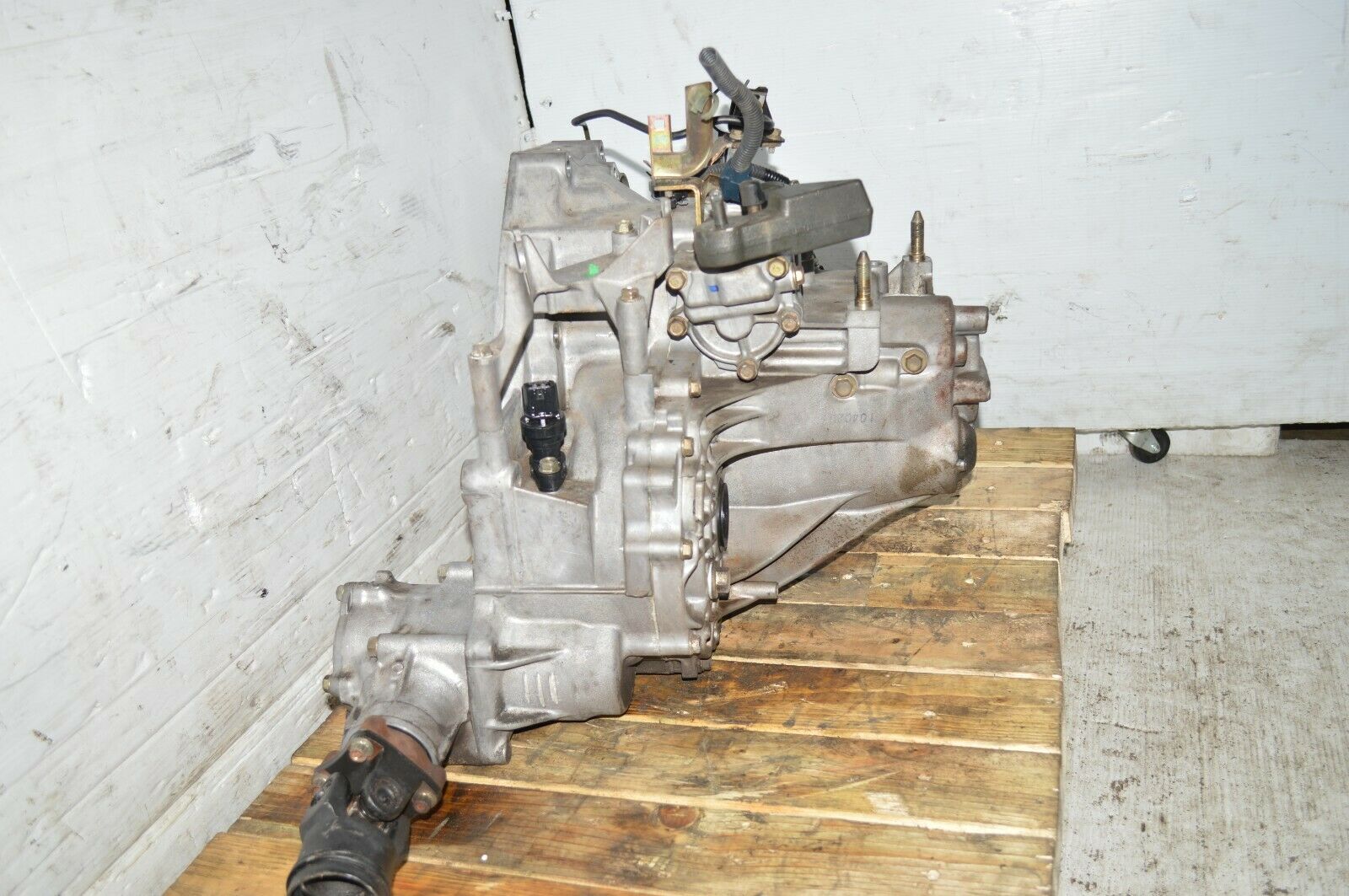 JDM HONDA CRV 97 98 99 2000 2001 B20B 5 SPEED AWD MANUAL TRANSMISSION M/T TRANS - Fresh Stock Dated December 2025
