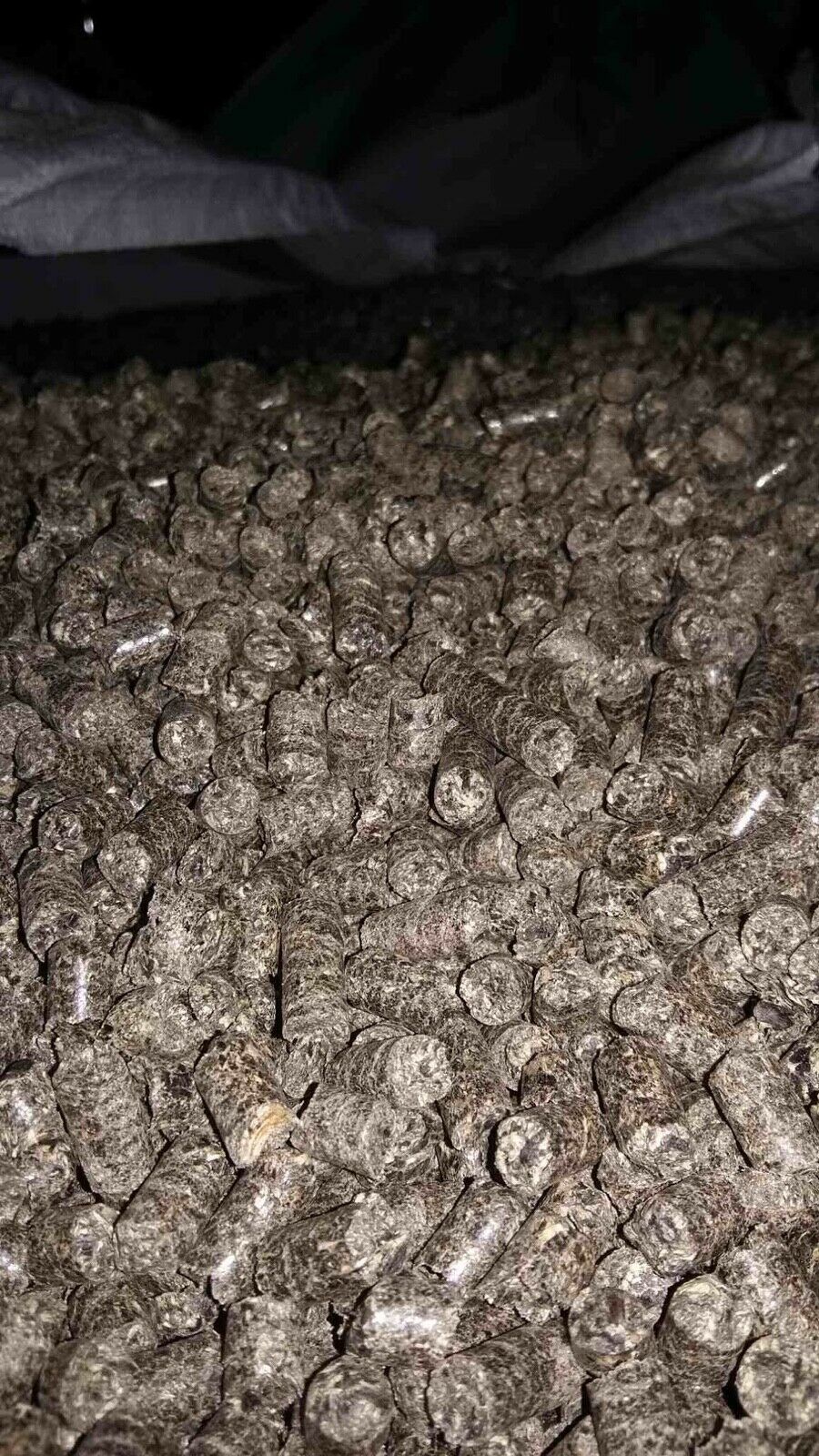 Pellets sunflower husk for heating boiler - Fresh Stock Dated December 2025