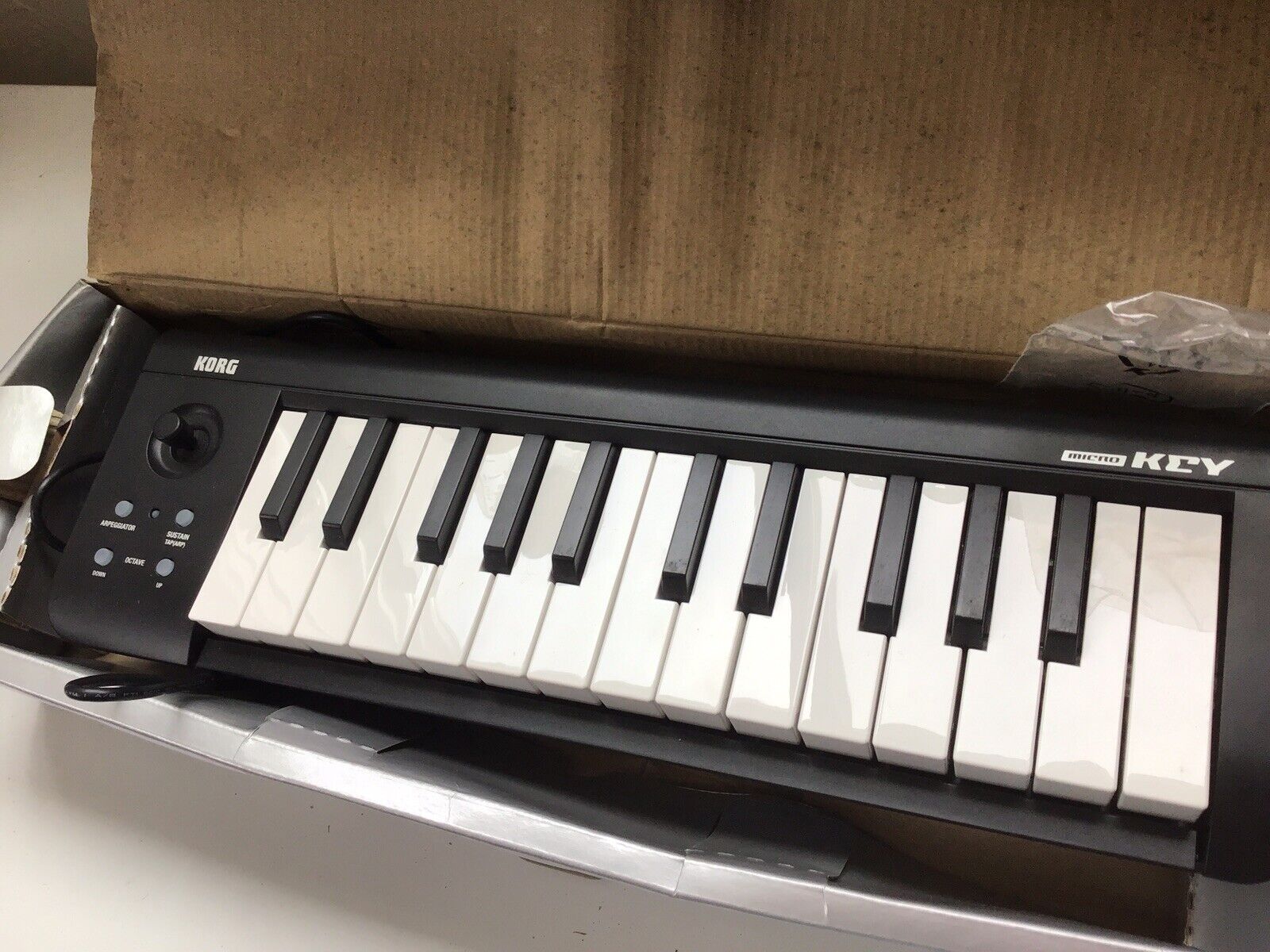 Korg microKEY 25 Piano Keyboard With Usb Cable  (NOT AIR) Midi Controller - Fresh Stock Dated December 2025