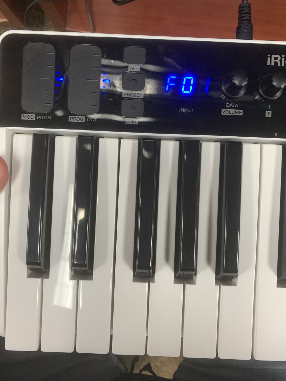 IK Multimedia iRig Keys I/O 25 keyboard workstation w audio interface - Fresh Stock Dated December 2025