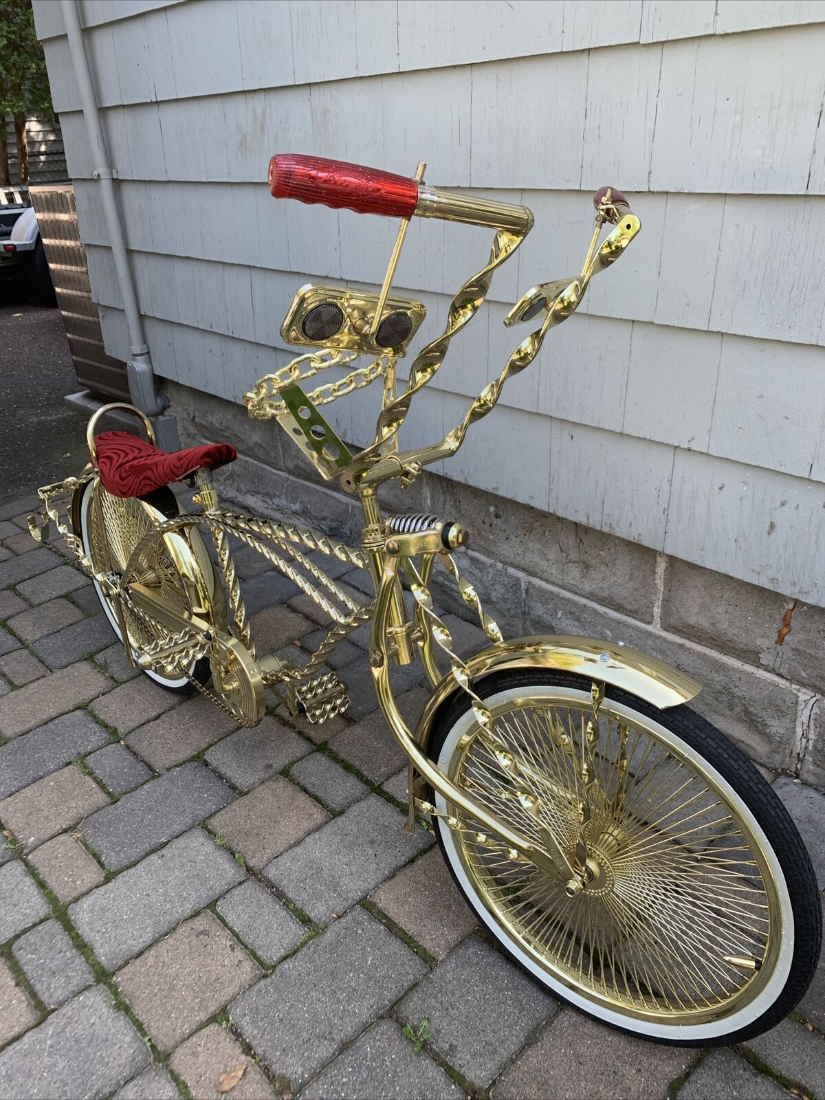 Lowrider gold twisted frame used nice shape - Fresh Stock Dated December 2025