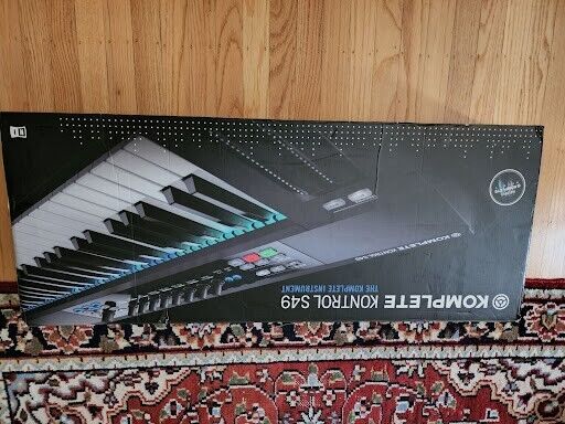 NATIVE INSTRUMENTS KOMPLETE KONTROL S49 MK1 KEYBOARD + Komplete Select Software - Fresh Stock Dated December 2025