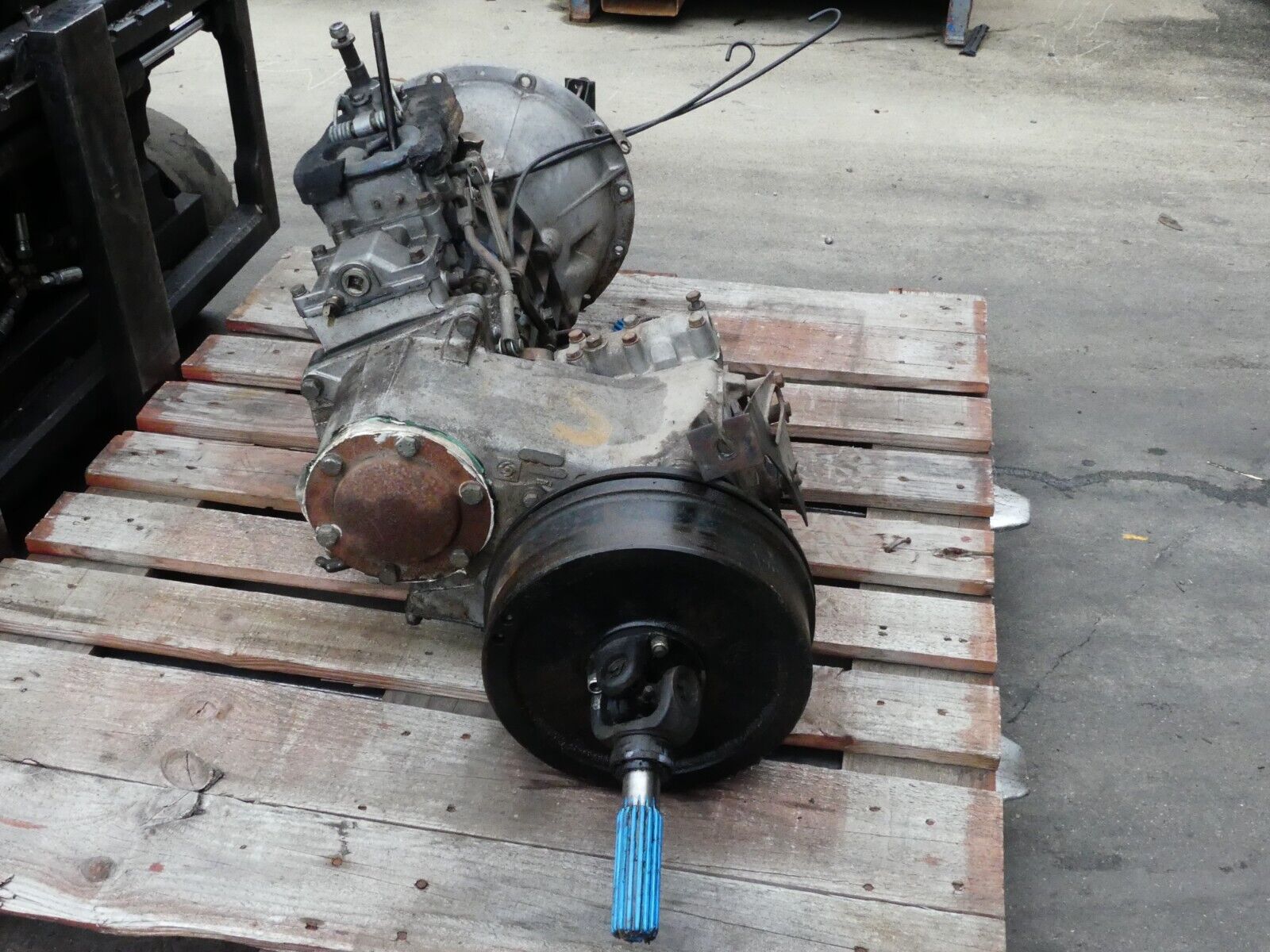 1994 Land Rover 5 Speed Manual LT77 Transmission With LT230 Transfer Case - Fresh Stock Dated December 2025