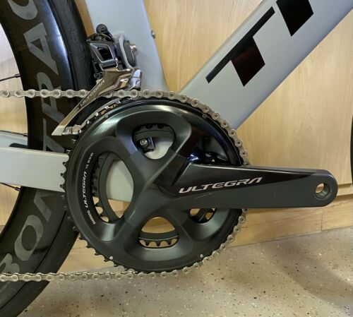 SUPER CLEAN Trek Madone SLR 6 DISC Ultegra W/ Bontrager XXX 6 Carbon Wheels 56cm - Fresh Stock Dated December 2025