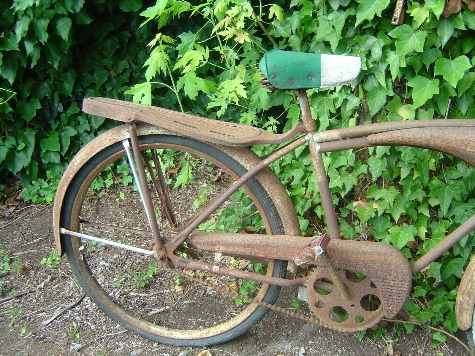 Antique Bicycle Starlite Metal Frame Lawn Art Collectible Parts TLC - Fresh Stock Dated January 2026