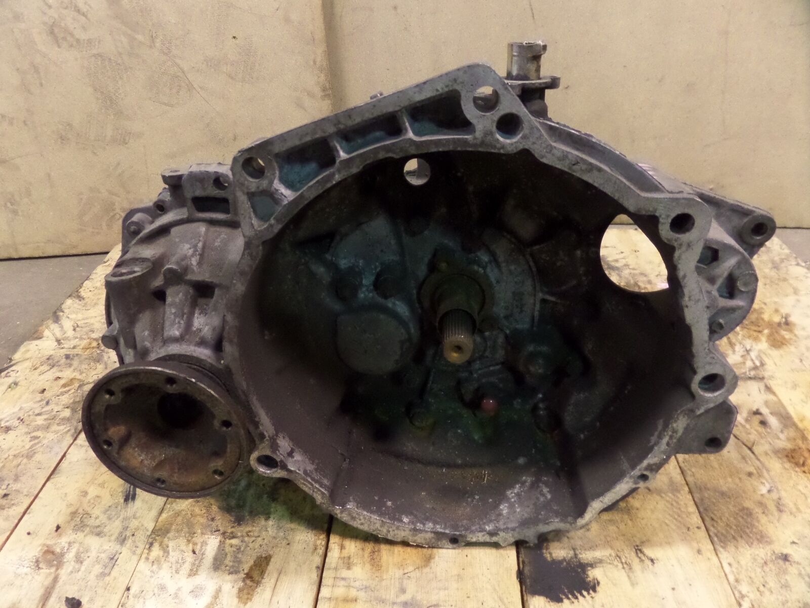 VW Passat 16V AYL Manual Transmission OEM - Fresh Stock Dated December 2025