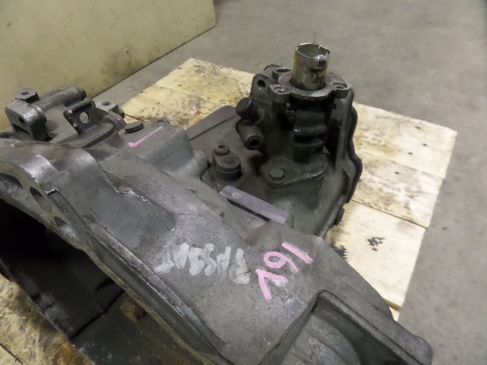 VW Passat 16V AYL Manual Transmission OEM - Fresh Stock Dated December 2025