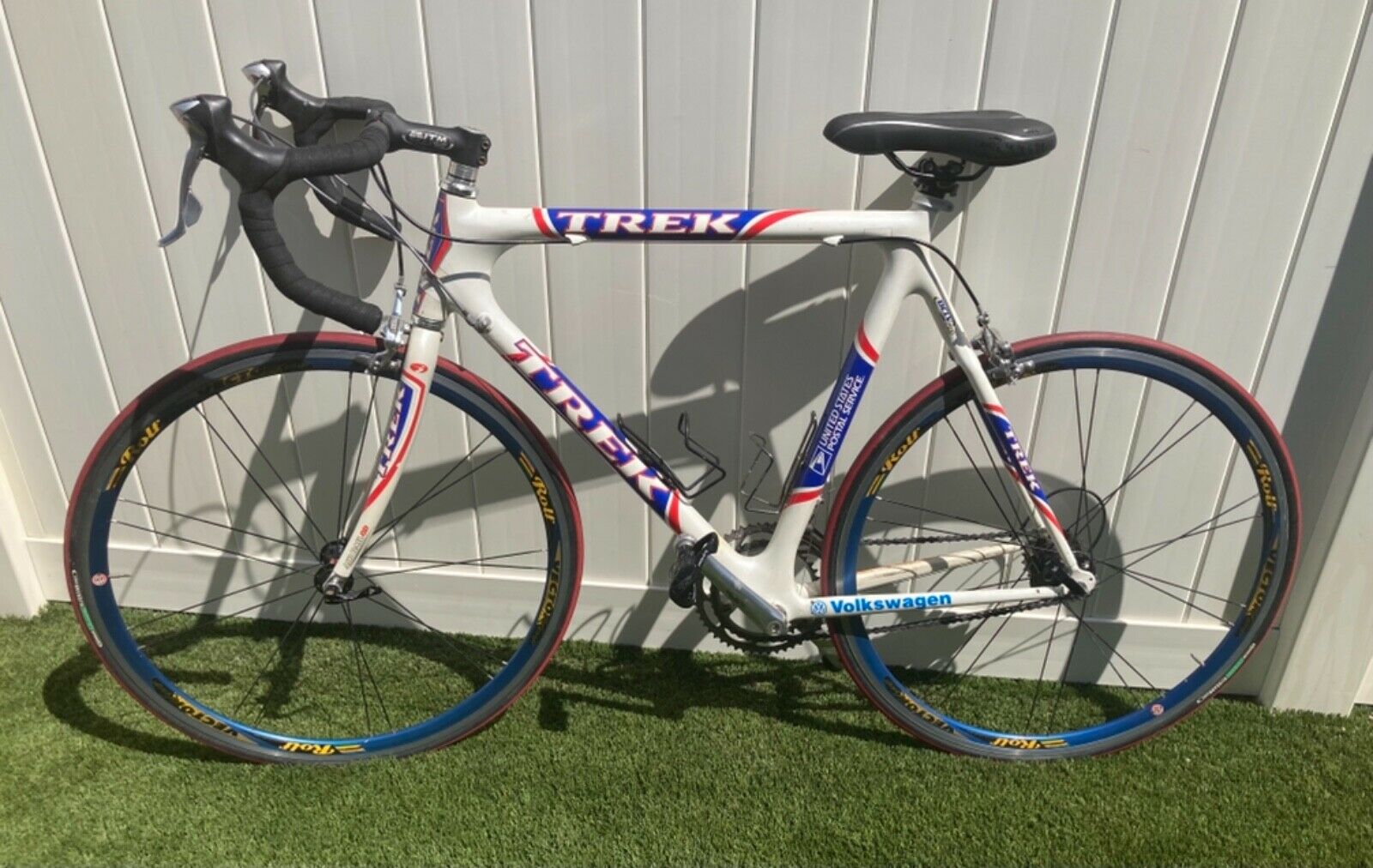 Trek US Postal Team carbon fiber road bike.  Ready to ride, 60CM, Dura-ace - Fresh Stock Dated December 2025