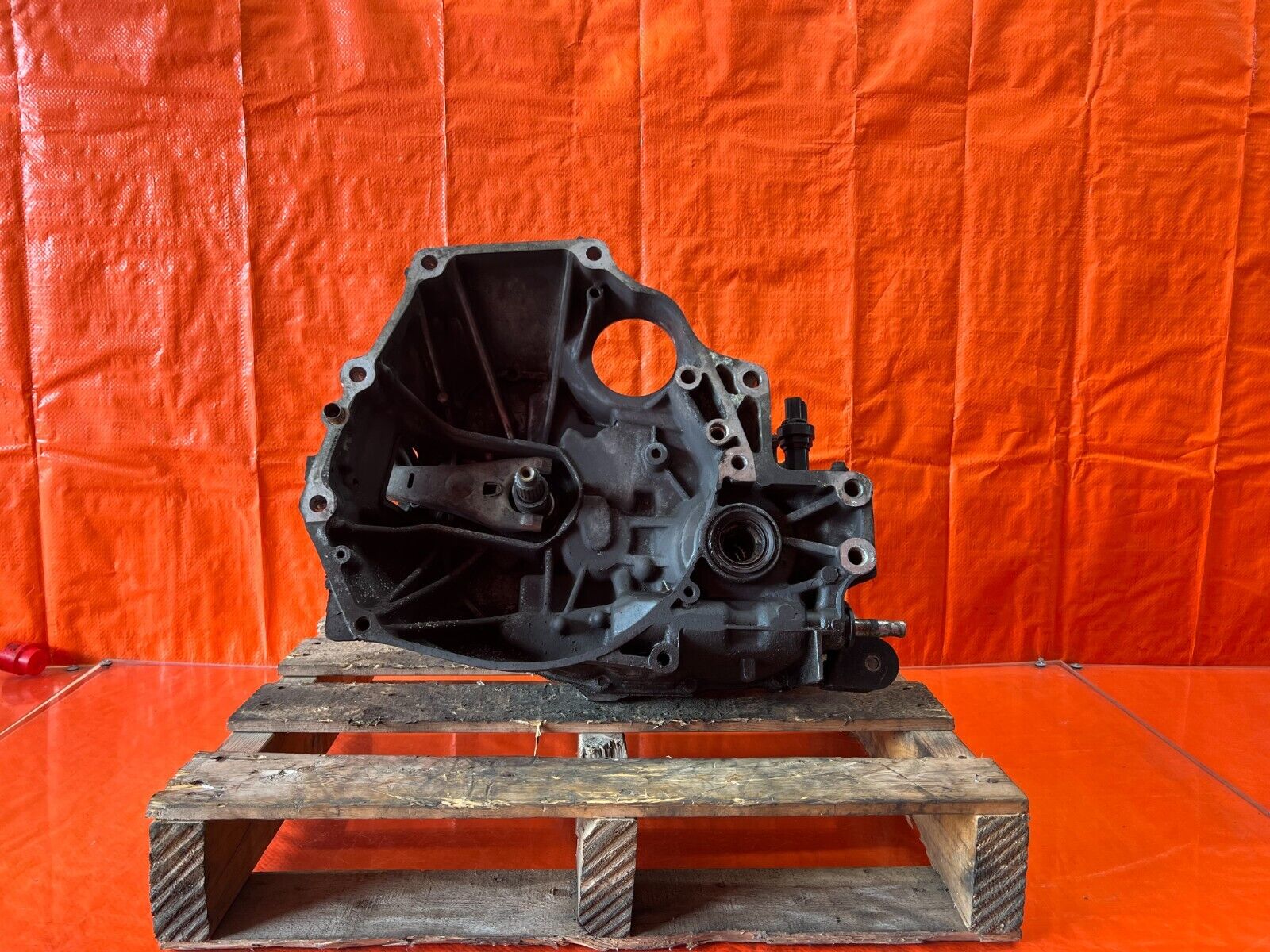96-00 HONDA CIVIC - SOHC VTEC - D16Y8 - 5 SPEED MANUAL TRANSMISSION - OEM #142 - Fresh Stock Dated December 2025