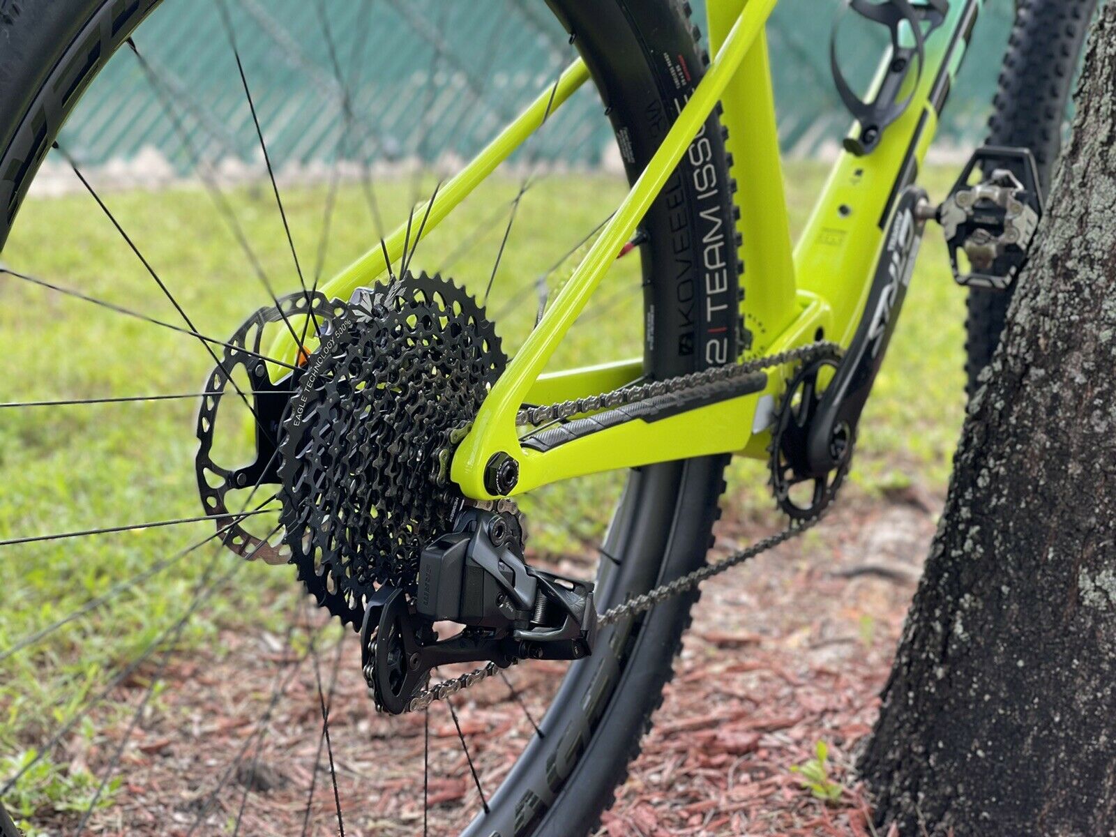 Trek 2020 supercaliber 9.8 Carbon Frame Large Full Suspension Mountain Bike - Fresh Stock Dated December 2025