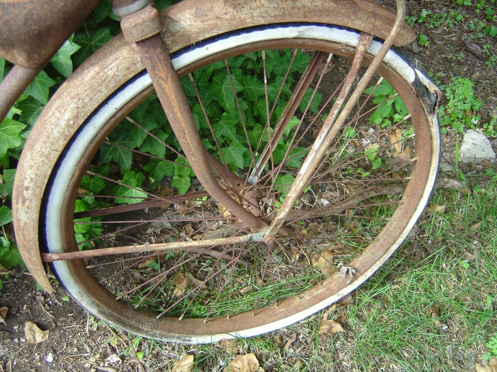 Antique Bicycle Starlite Metal Frame Lawn Art Collectible Parts TLC - Fresh Stock Dated January 2026