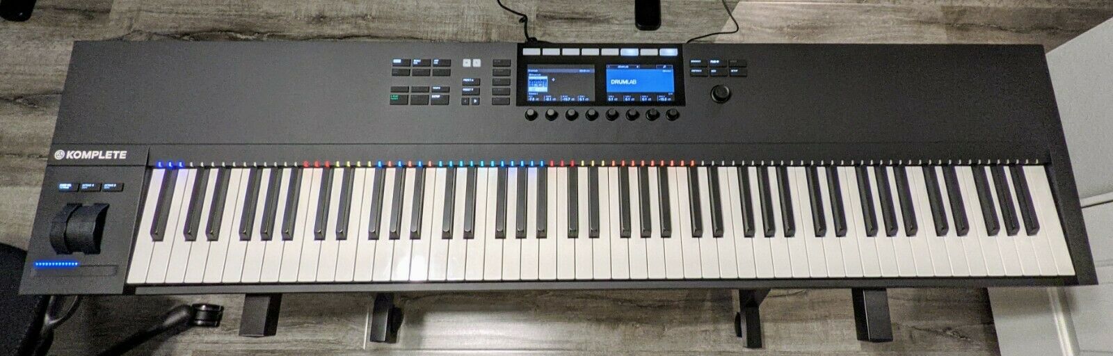 Native Instruments Komplete Kontrol S88 MK2 Keyboard - No Reserve! - Fresh Stock Dated December 2025