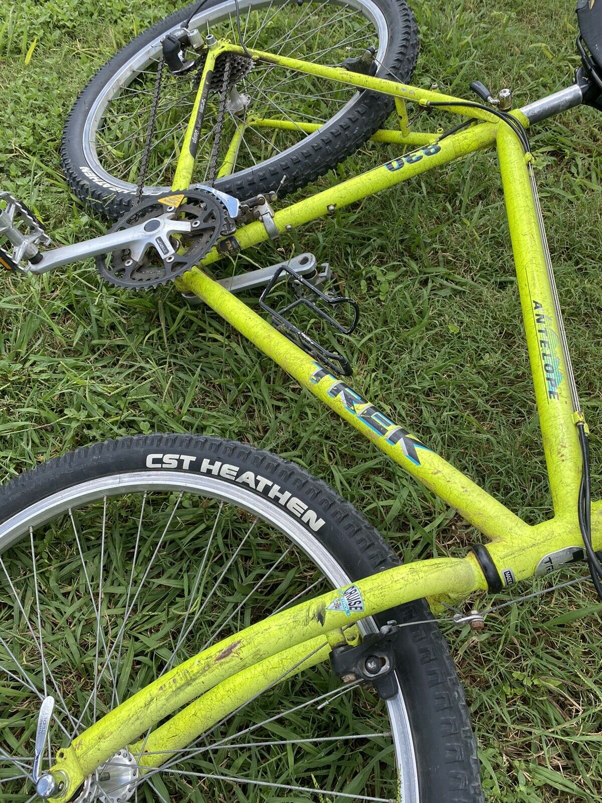 Vintage Neon Trek 830 Antelope Road Mountain bike Flourescent Yellow - Fresh Stock Dated December 2025