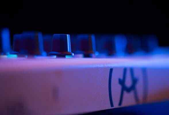 Arturia 230501 MiniLab MKII 25 Slim Keyboard Controller - Fresh Stock Dated December 2025