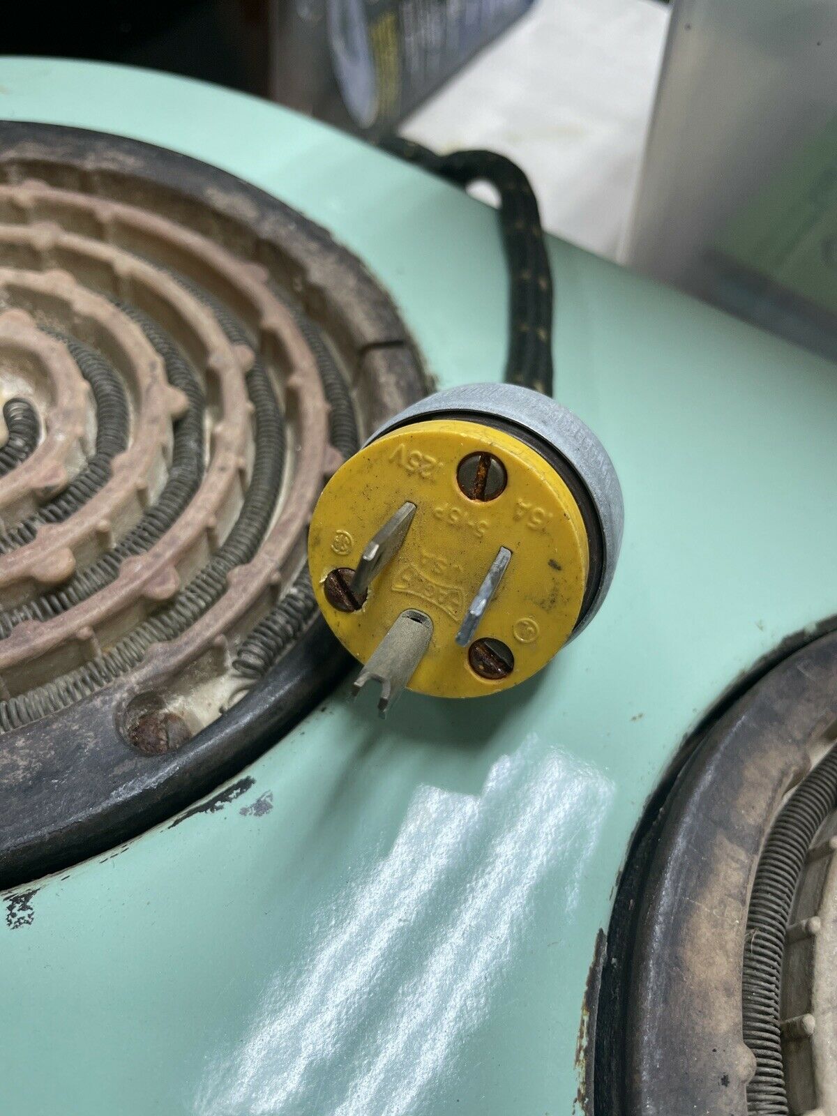 VINTAGE WESTINGHOUSE 2 BURNER ELEC HOT PLATE Blue PORCELAIN TOP RETRO **WORKS - Fresh Stock Dated February 2026