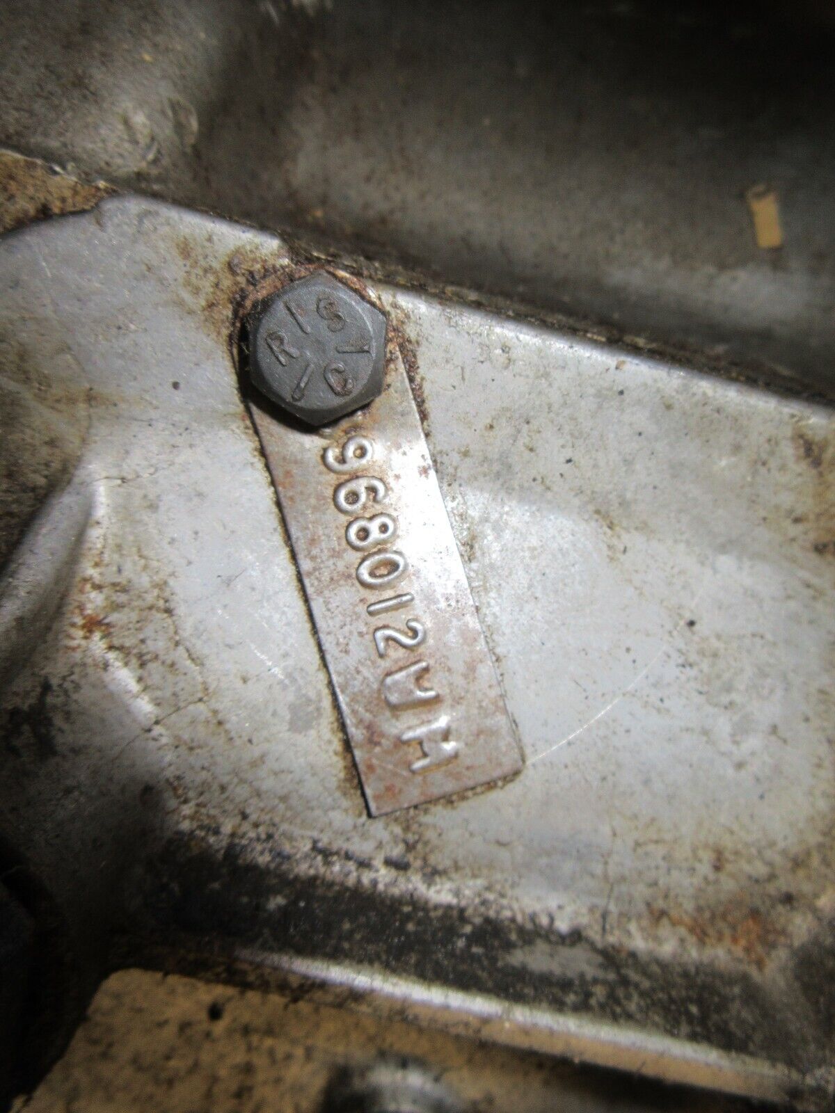 1970 CHEVROLET MUNCIE M22 NO VIN ALL ORINGNAL UNTOUCHED WITH SHIFTER POB25C - Fresh Stock Dated December 2025