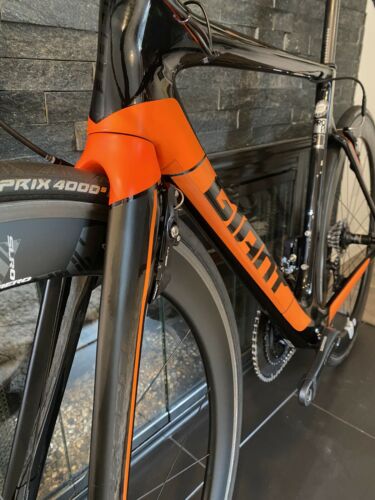 SUPER CLEAN Giant Propel Advanced PRO 0 Shimano Ultegra Di2 W/ Carbon SLR Wheels - Fresh Stock Dated December 2025